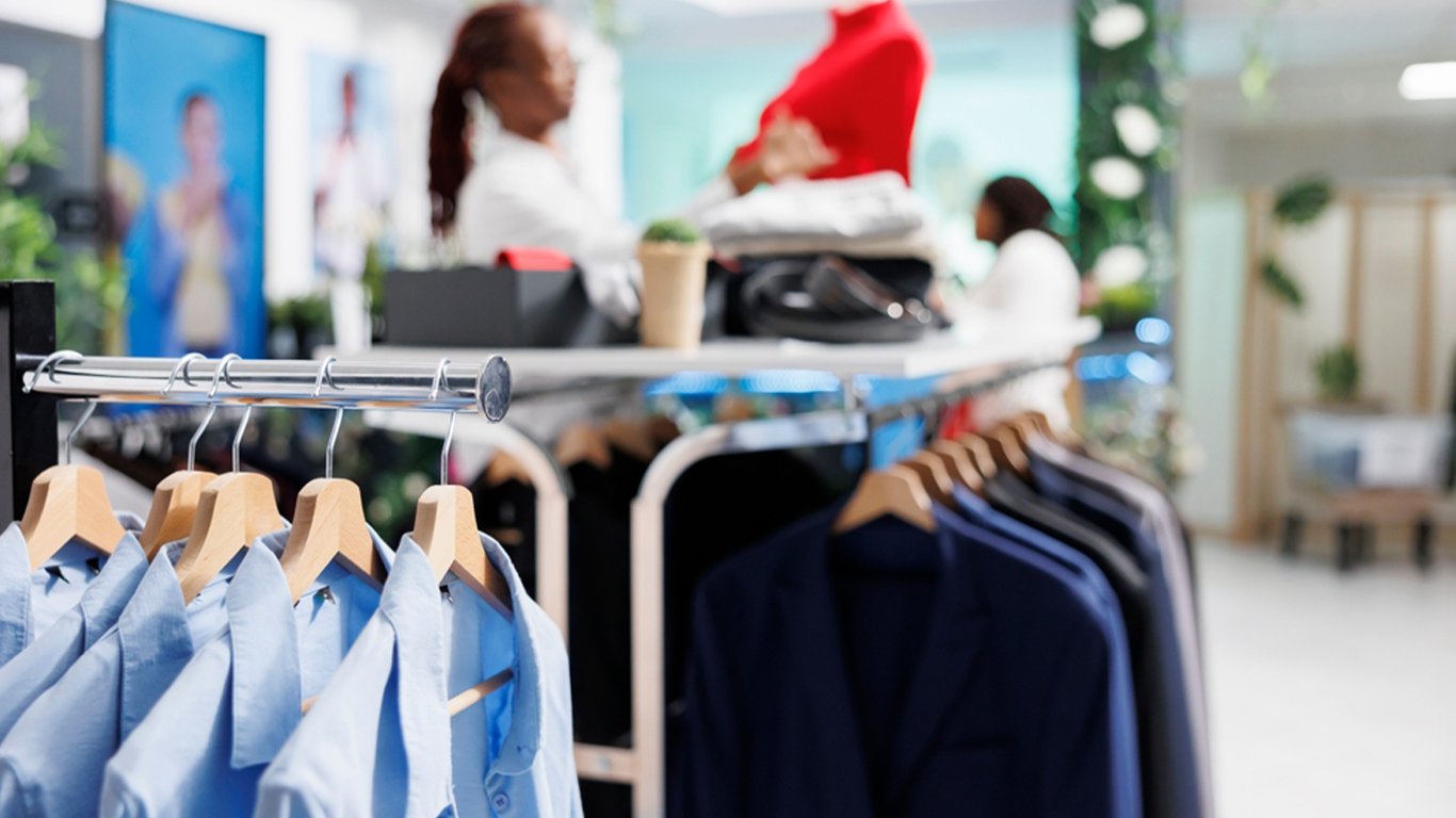 Shop Premium Quality HighStreet Brand New and Thrift UK/US Clothes & Bags