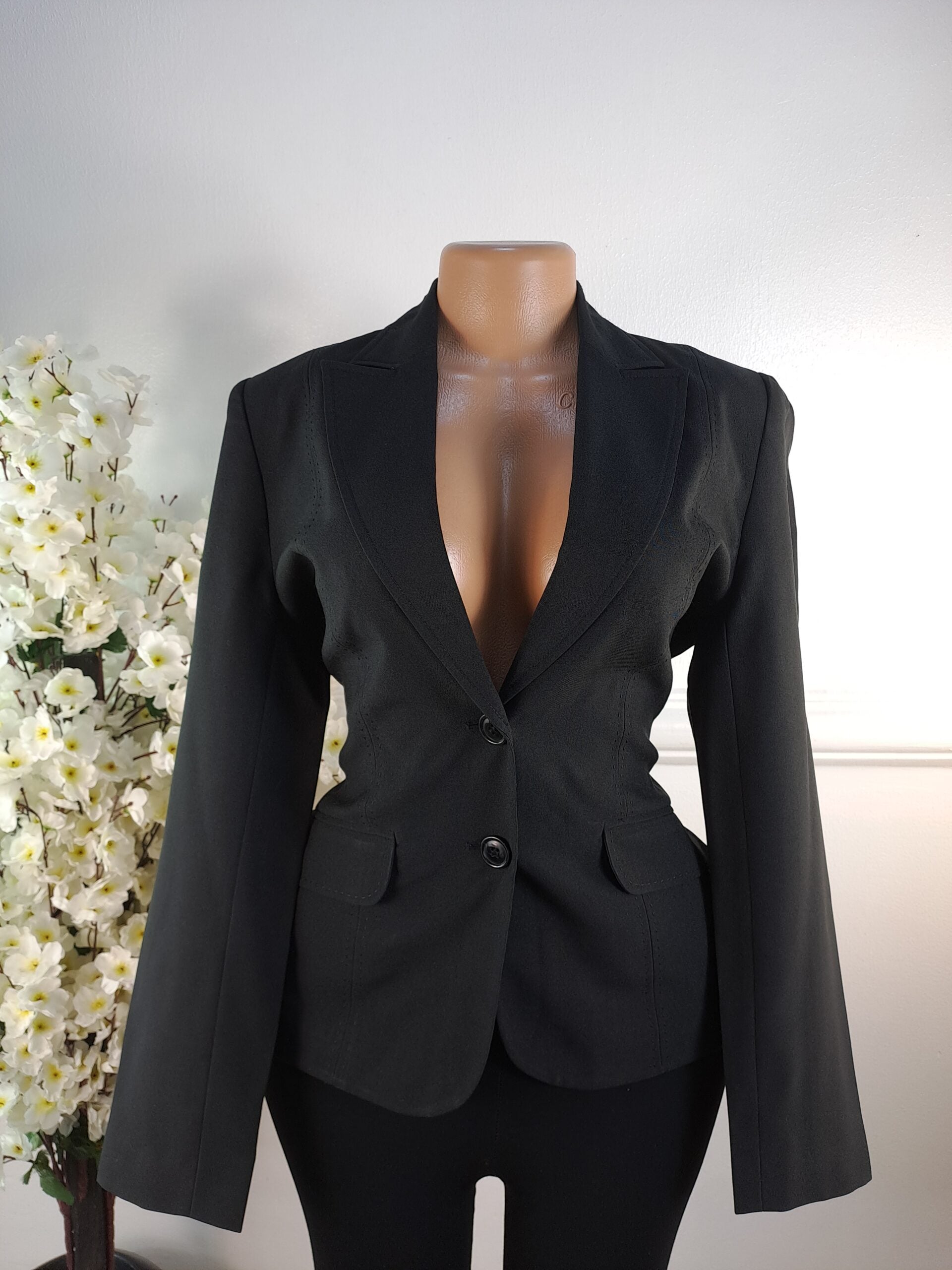 BLAZER UK SIZE 10 [LENGTH 26 INCHES, BLACK] image 0
