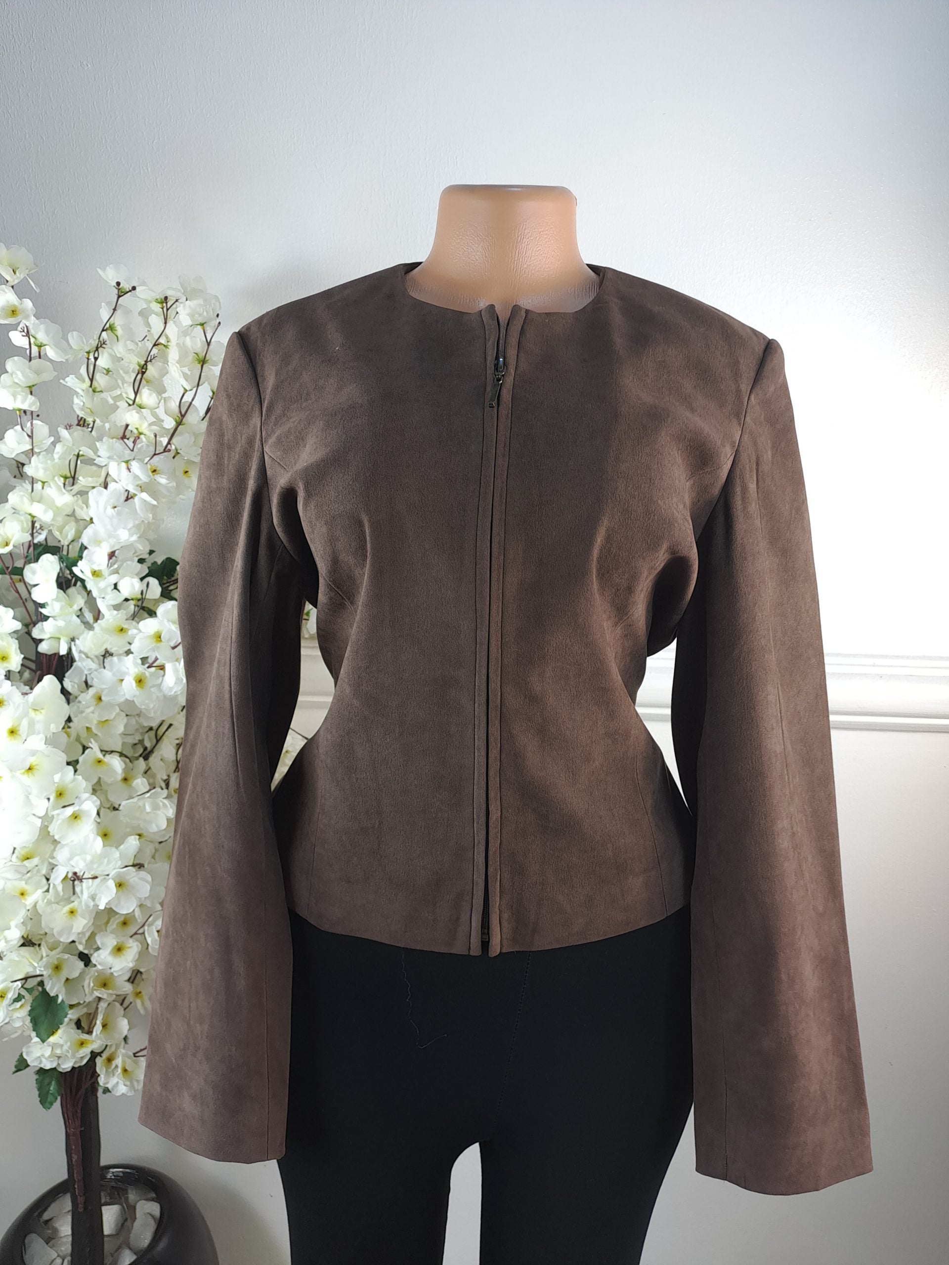 AMARANTO UK SIZE 12 [LENGHT 21 INCHES] image 0