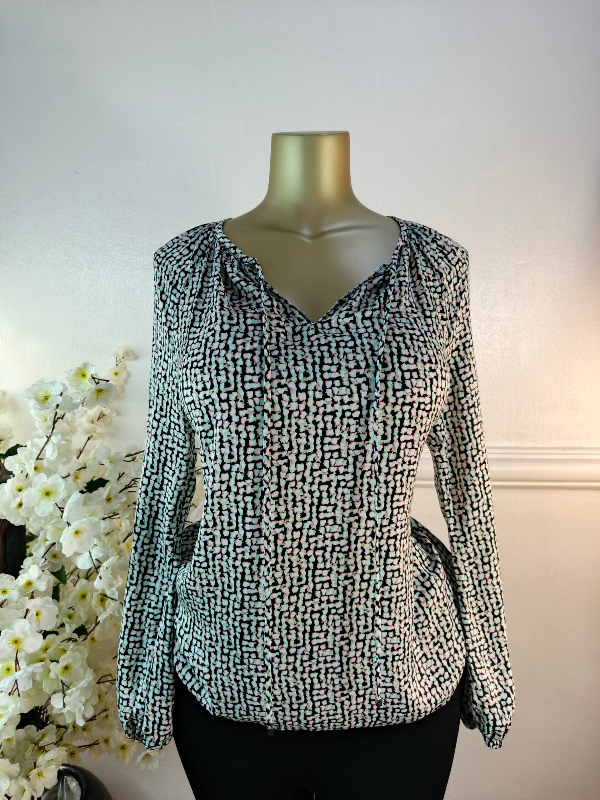 ELLEN TRACY UK SIZE 12 image 0