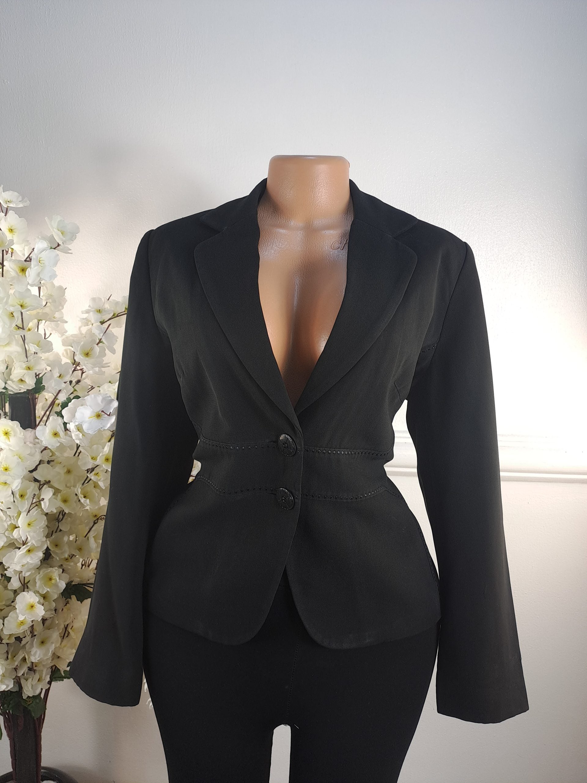 MARK & SPENCER UK SIZE 14 [LENGHT 23 INCHES] image 0