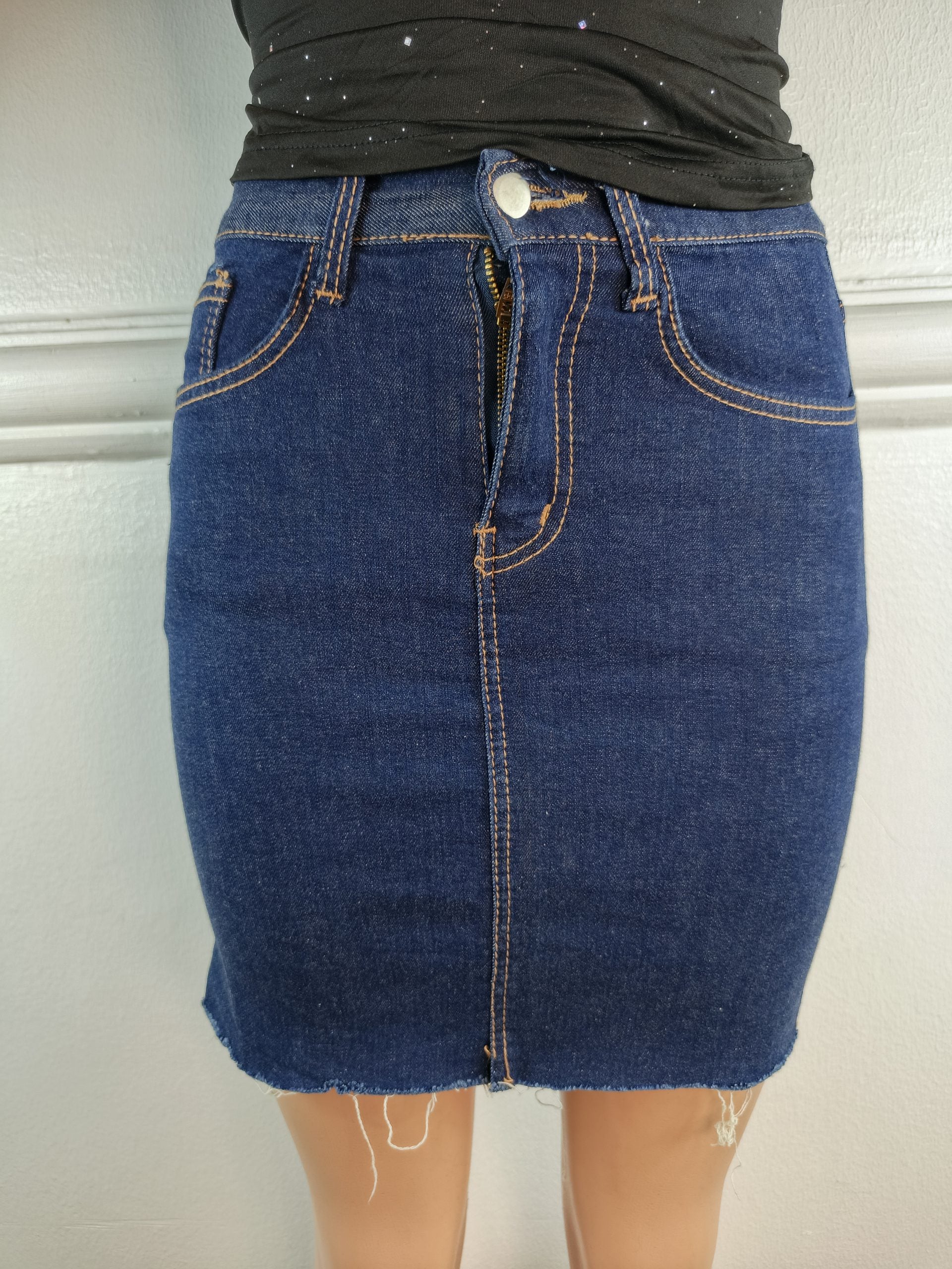 SKIRT UK 6, L-16 INCHES image 0