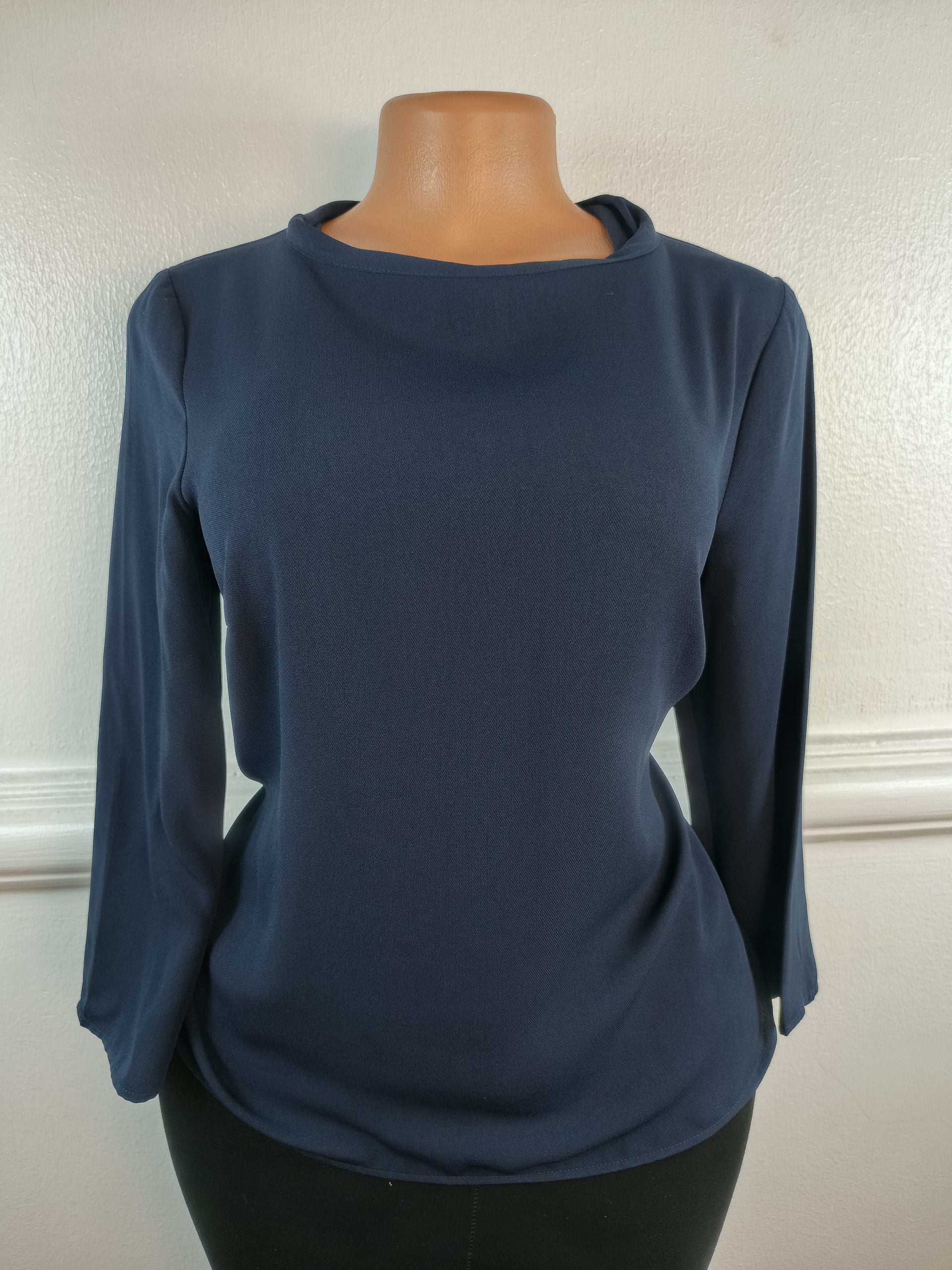 DUNNES UK 10 image 0