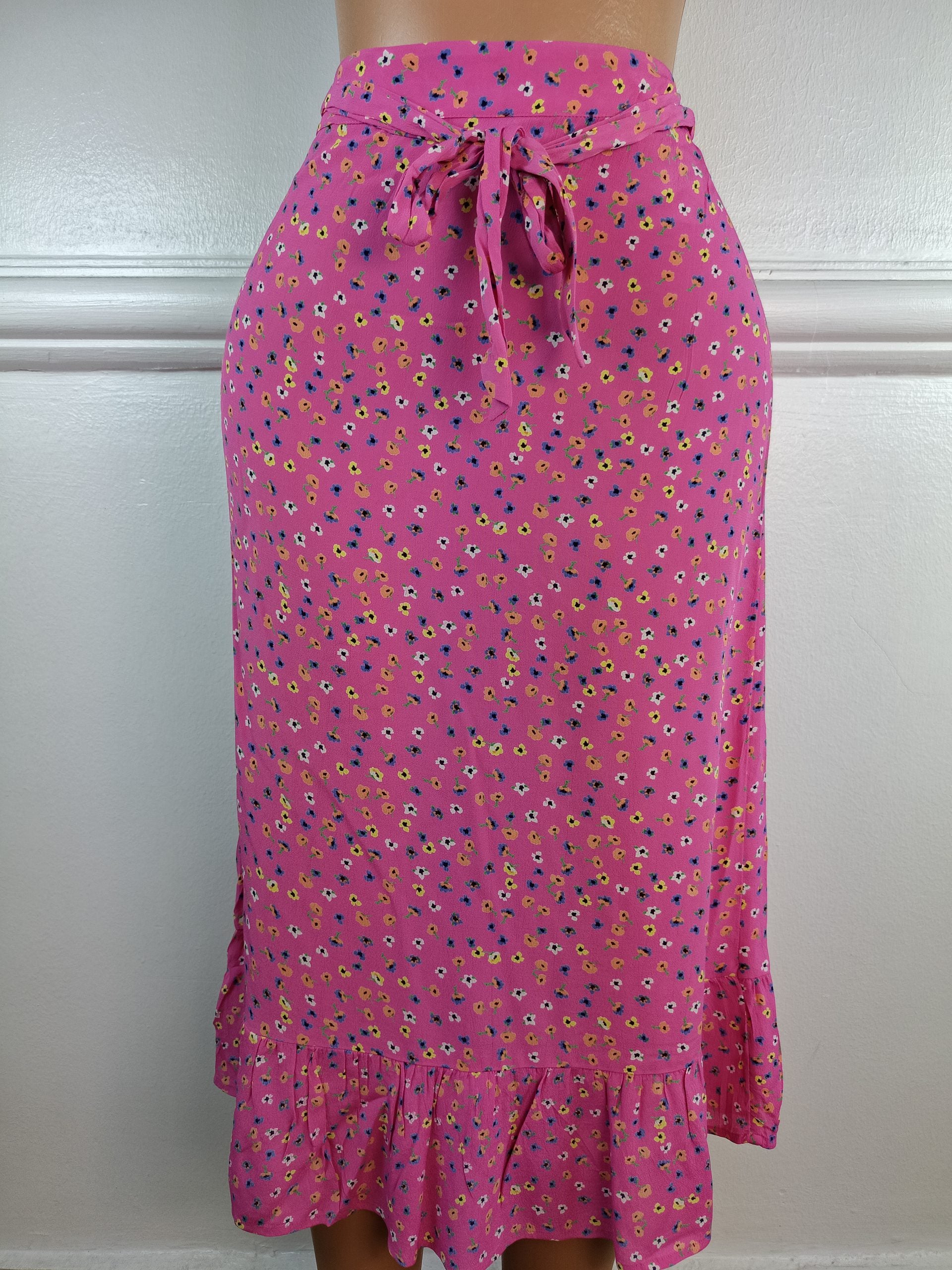 RIVER ISLAND UK 8, L-32 INCHES image 0