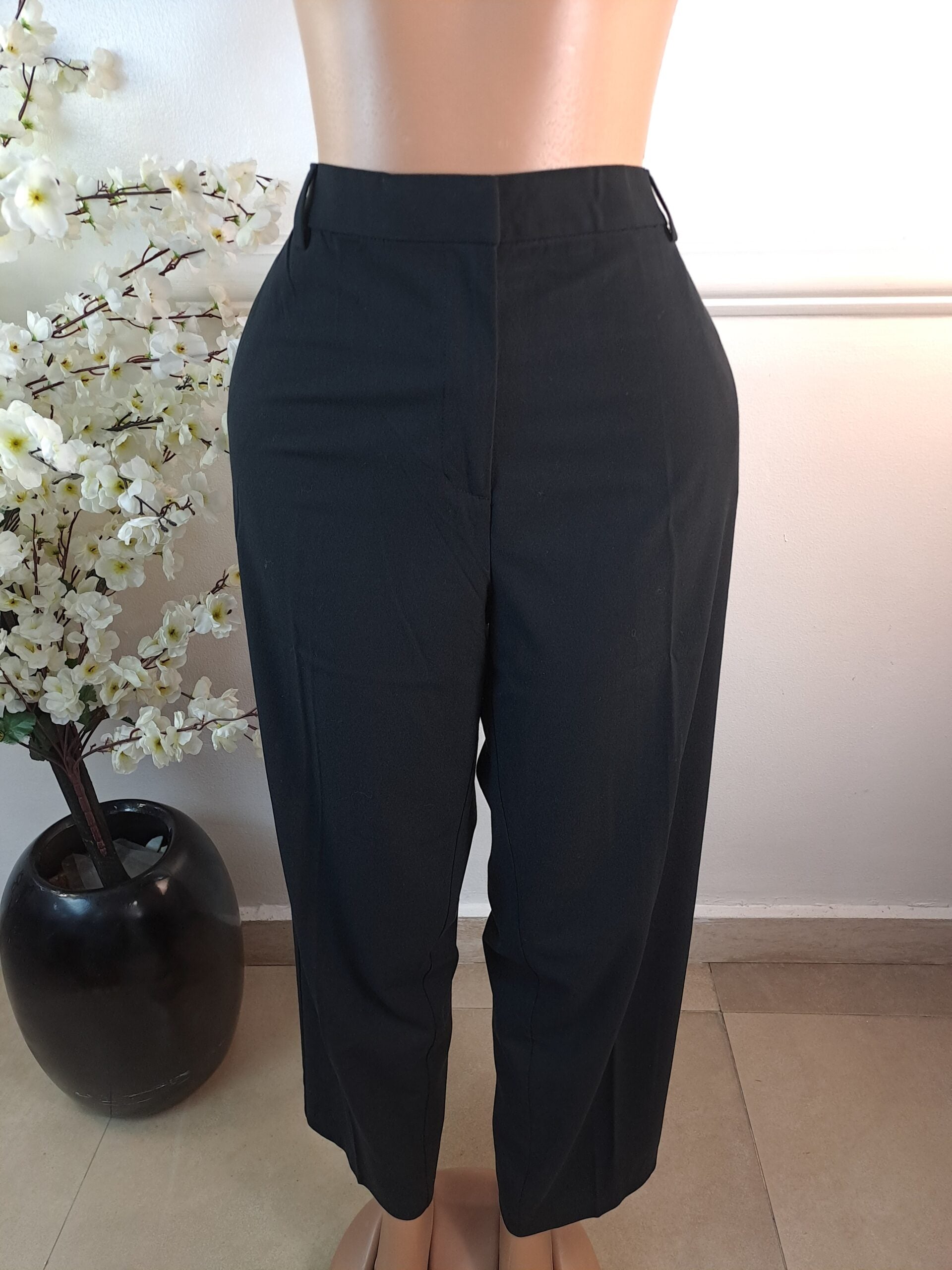 M&amp;S UK SIZE 22 [LENGTH 40 INCHES, BLACK] image 0