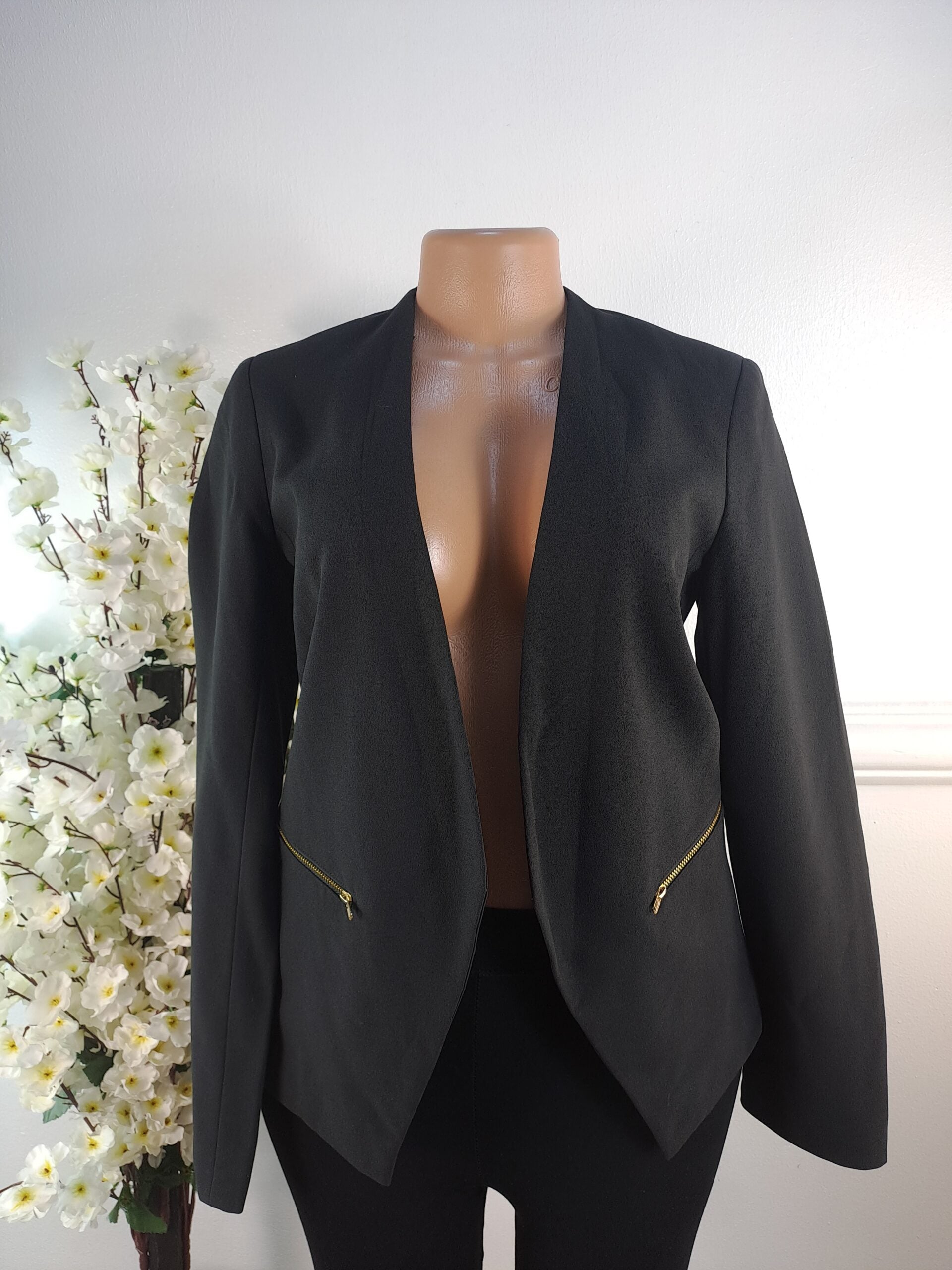 NEW LOOK UK SIZE 10 [LENGTH 25 INCHES, BLACK] image 0