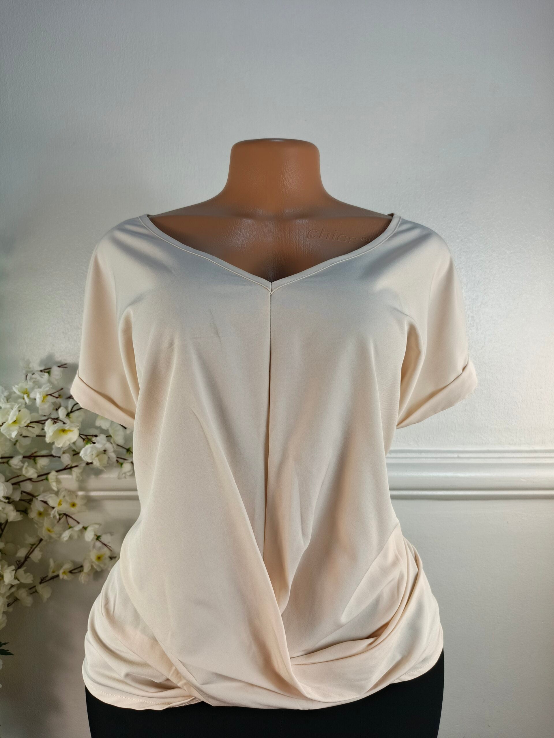 TOP UK SIZE 26 image 0