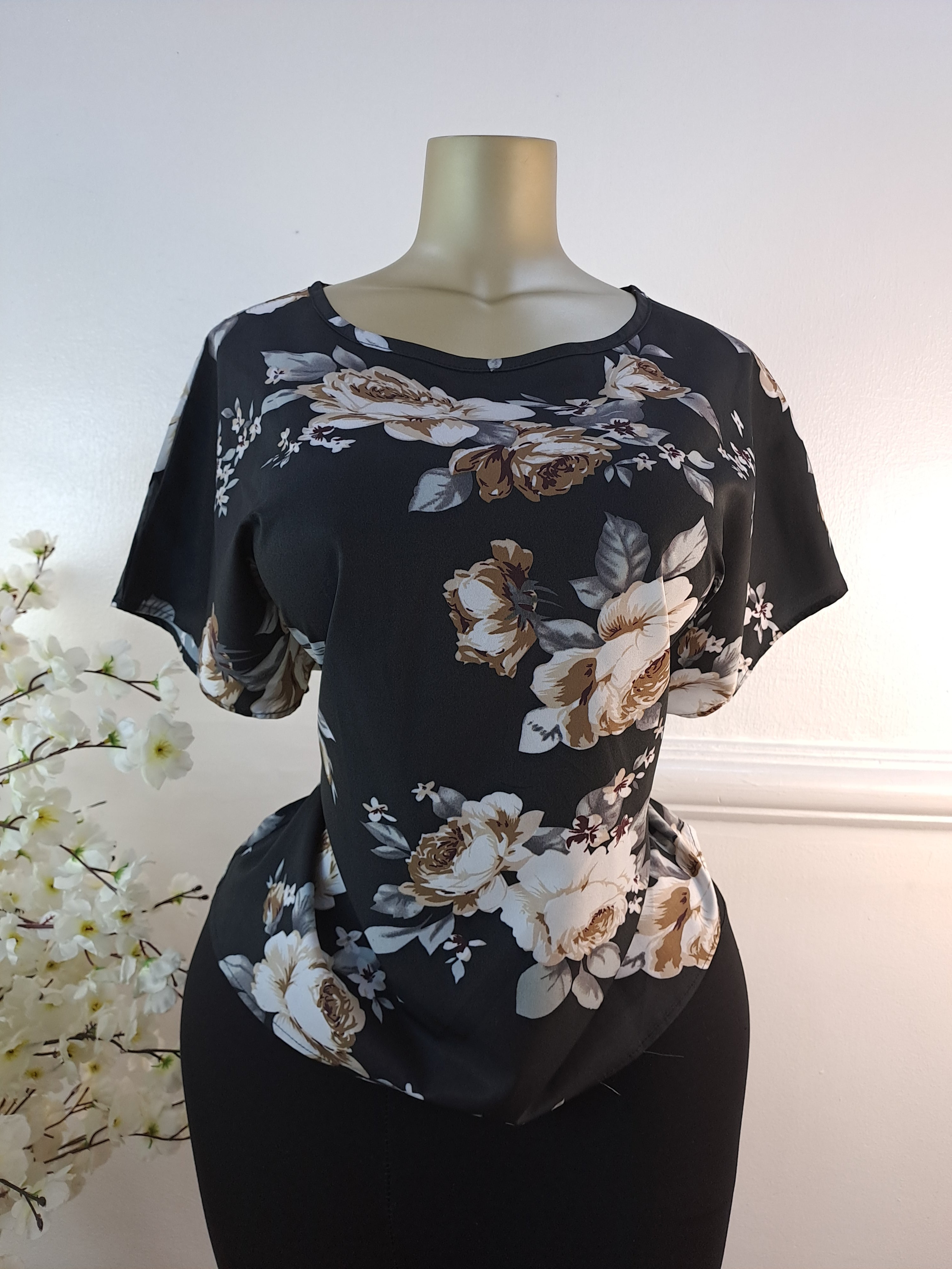 SHEIN CURVE UK SIZE 16