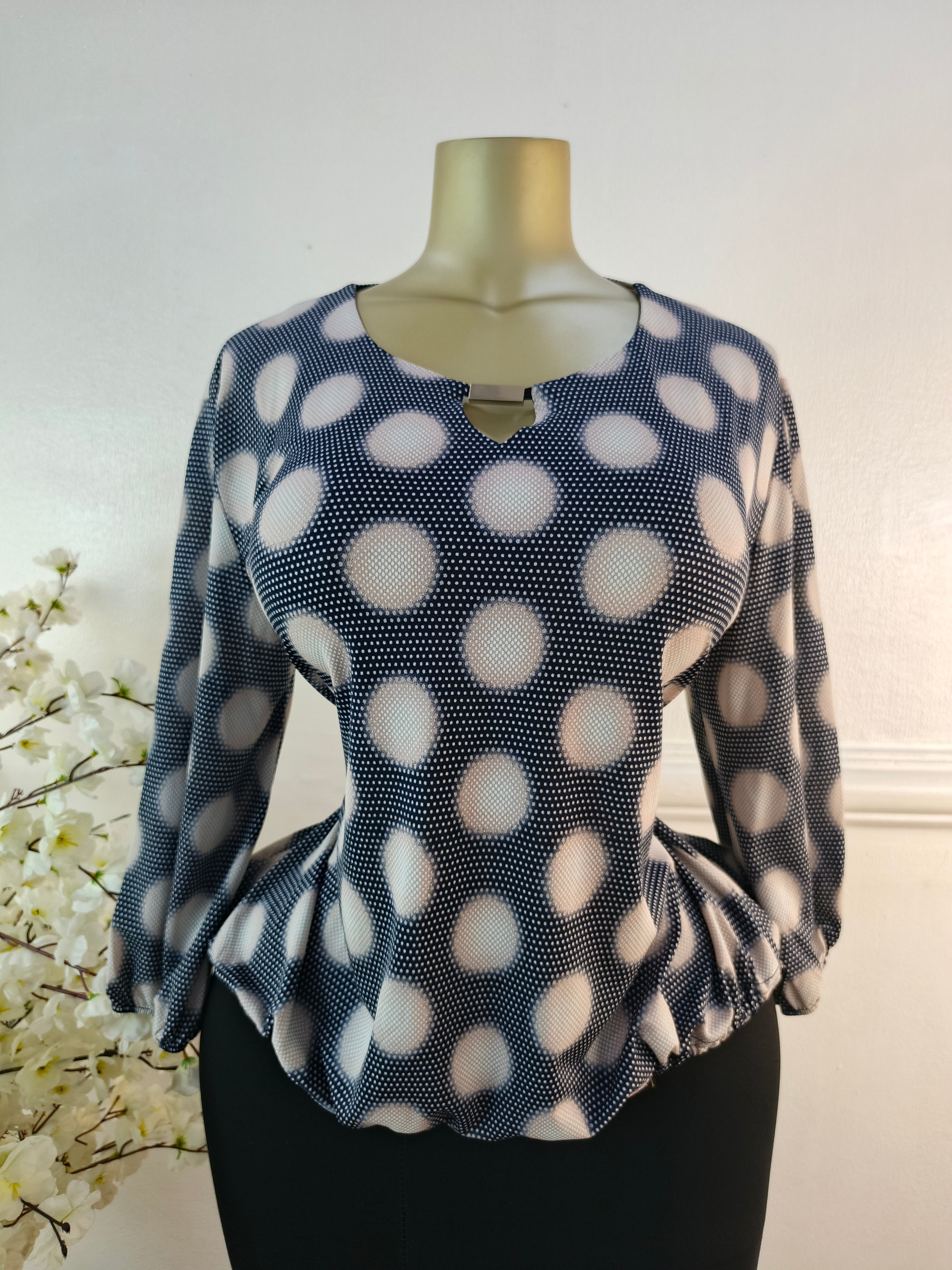 TWIST UK SIZE 16