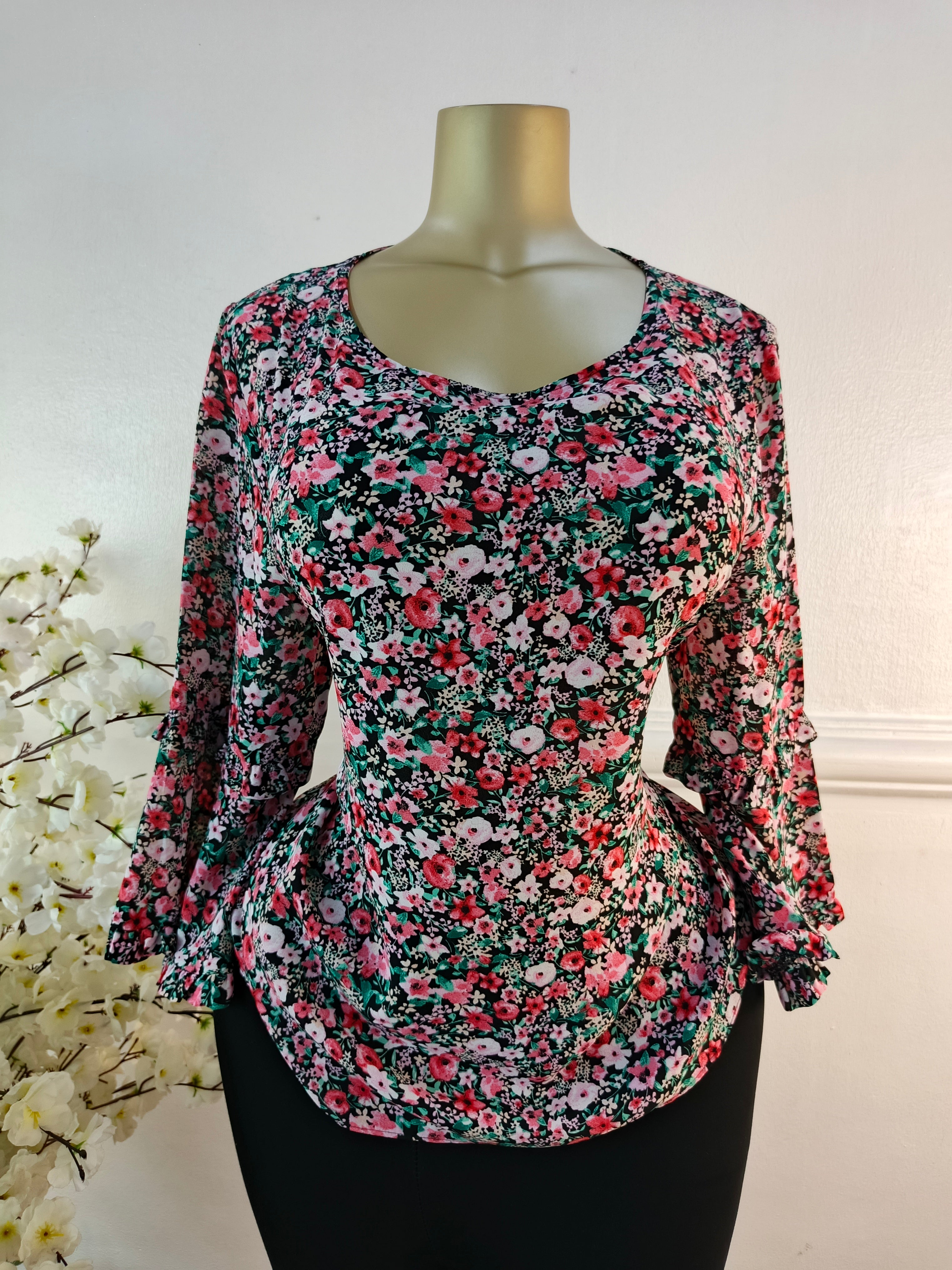 TOP UK SIZE 16