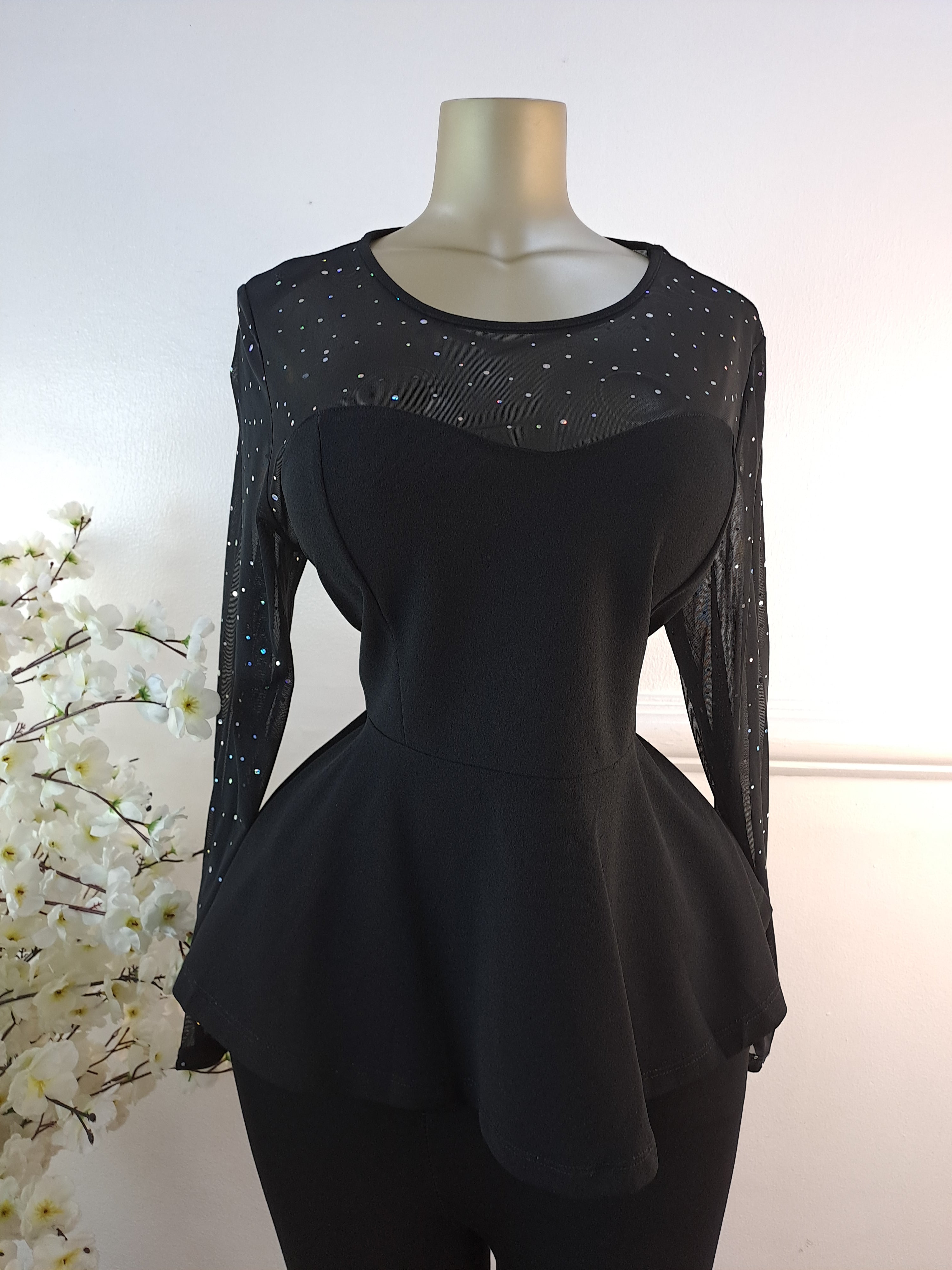 TOP UK SIZE 16