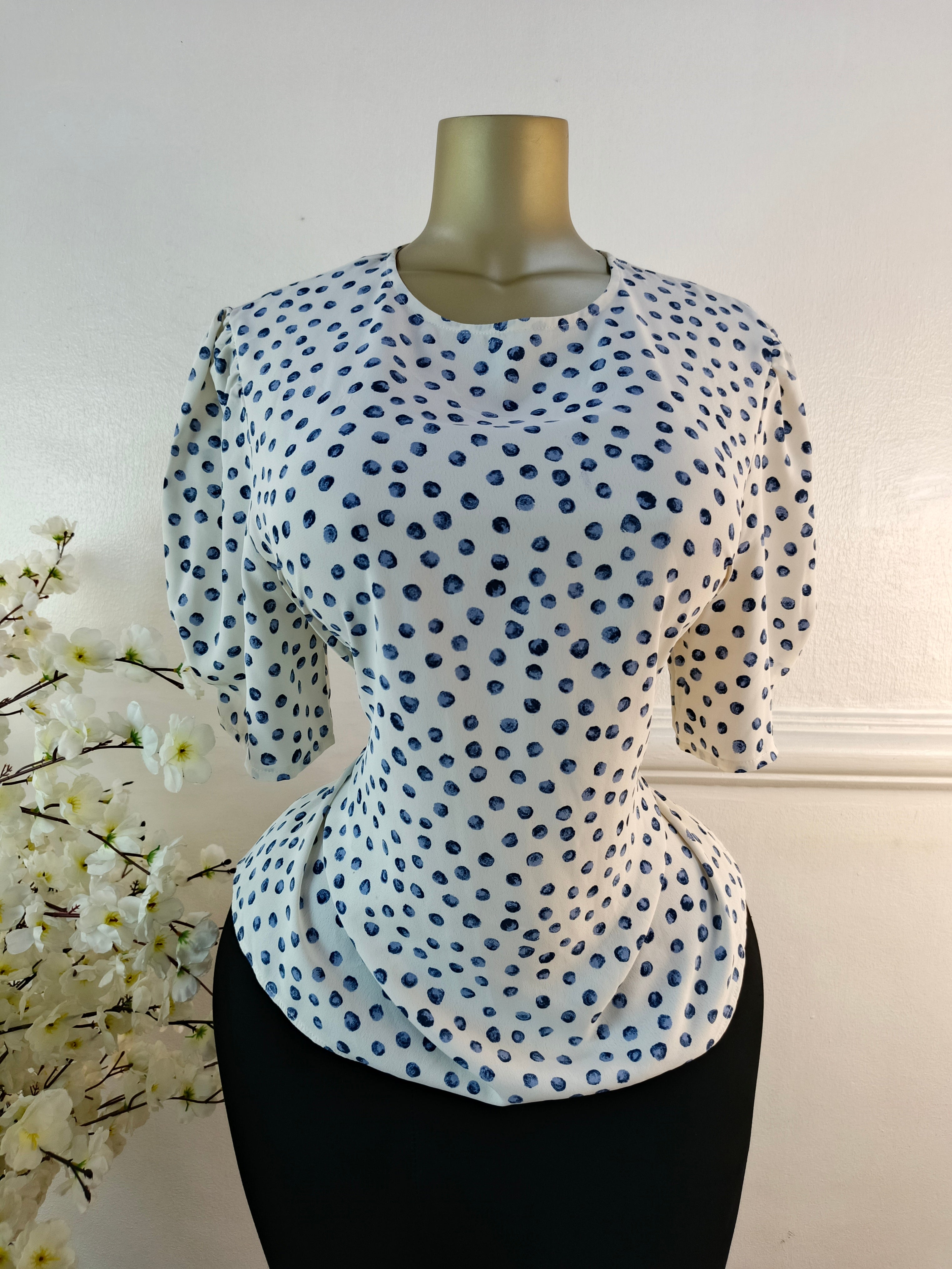 TOP UK SIZE 16