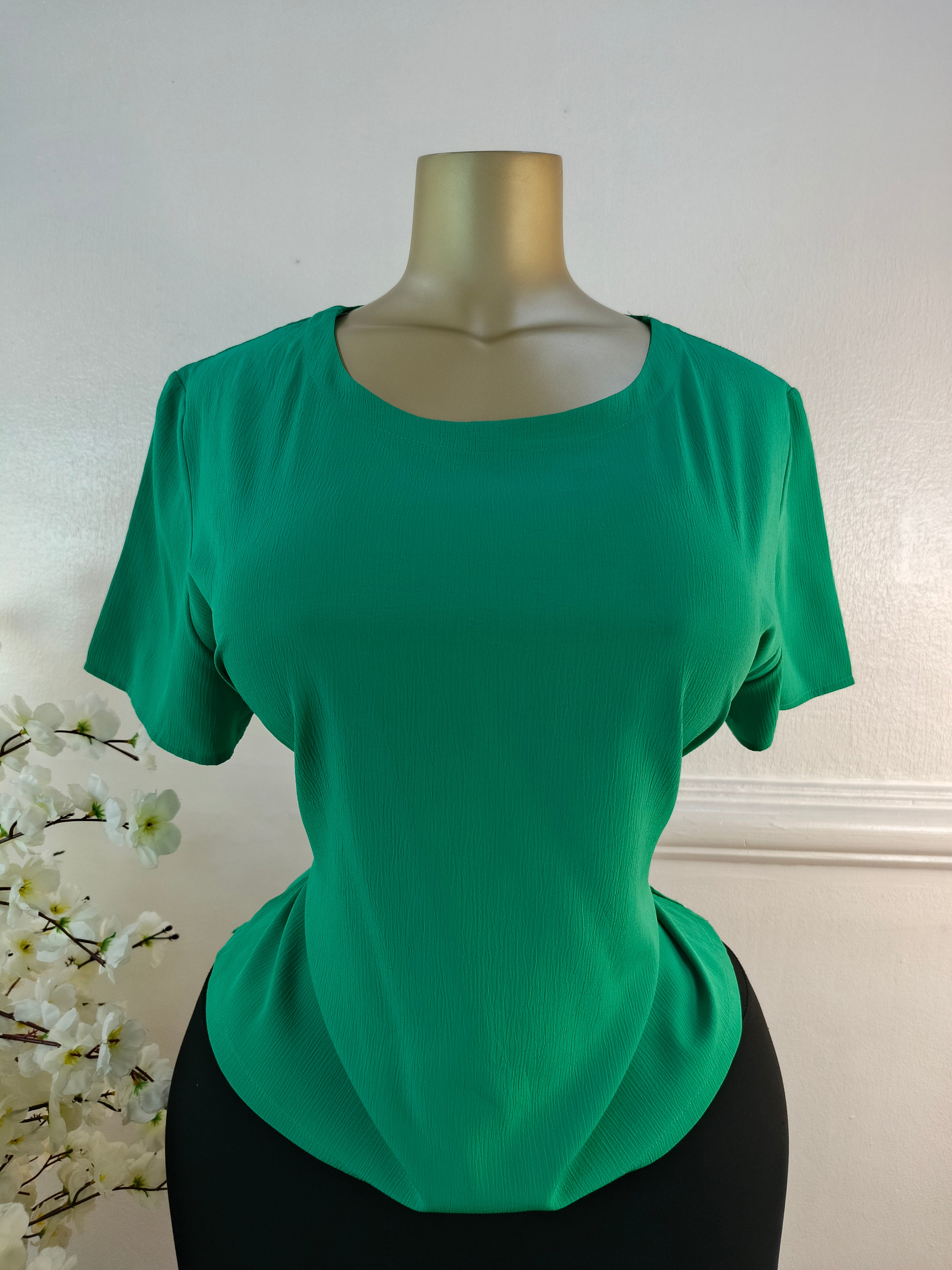 TOP UK SIZE 16