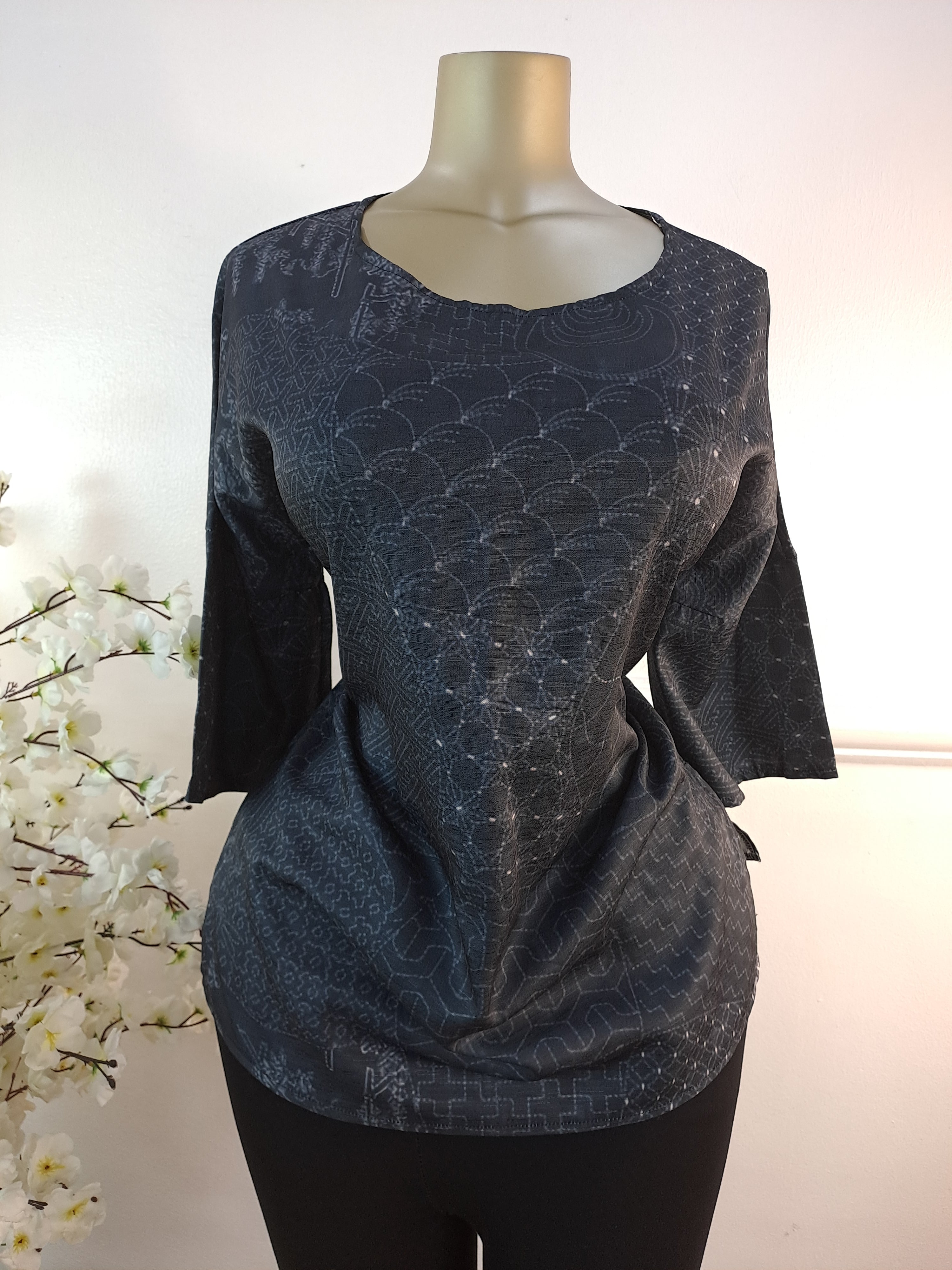TOP UK SIZE 16