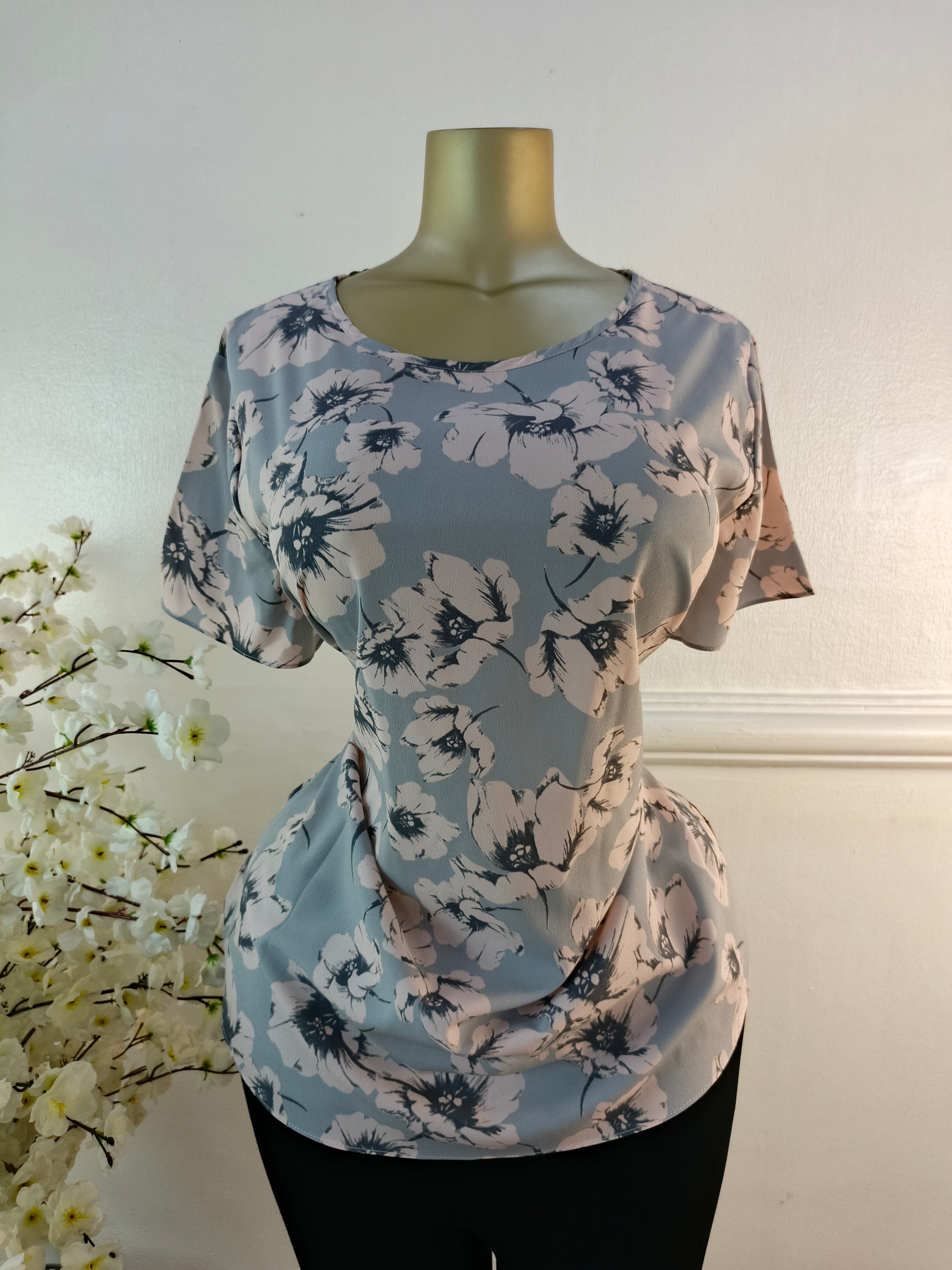 NEW LOOK UK SIZE 18