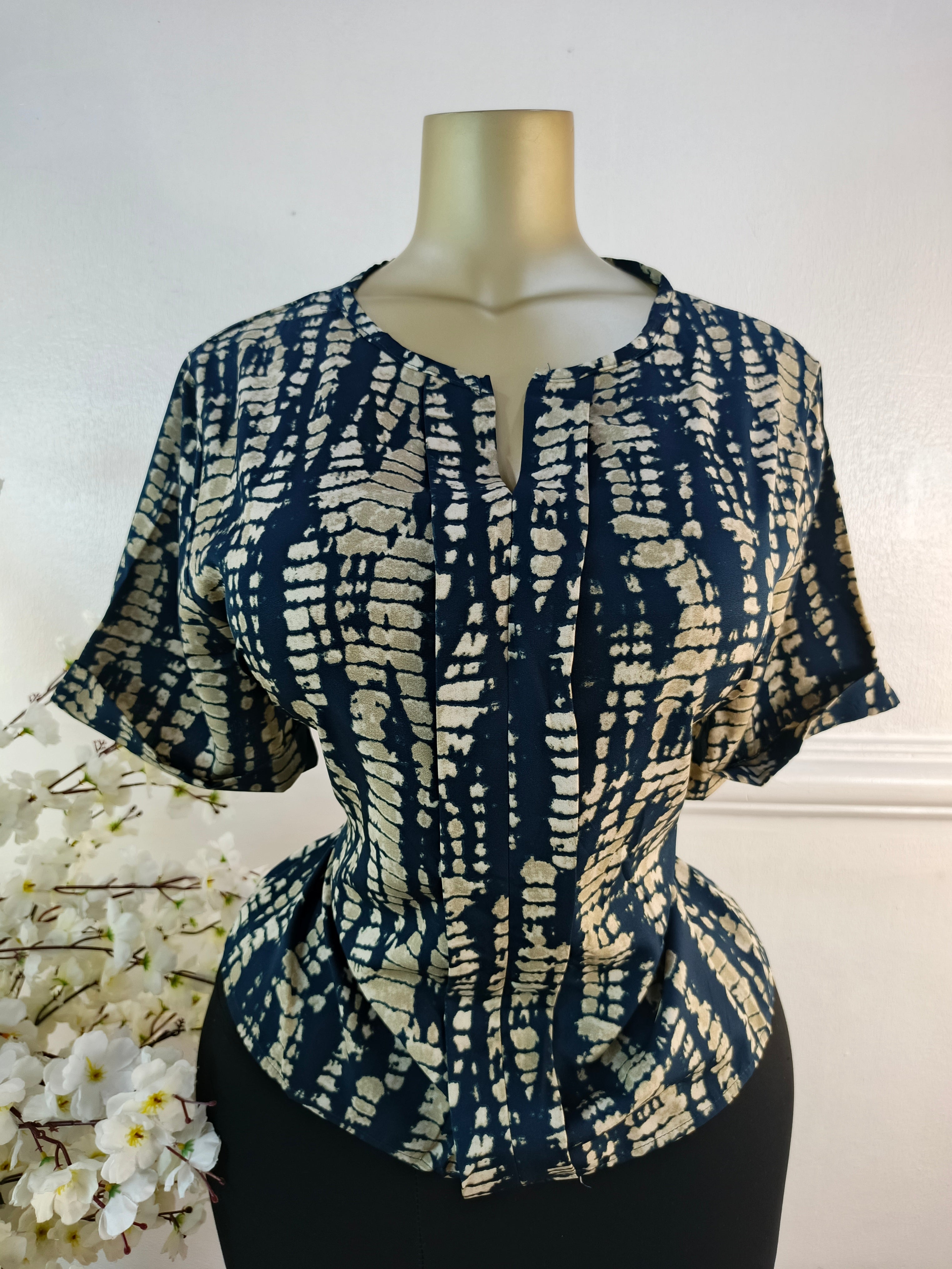 TOP UK SIZE 16