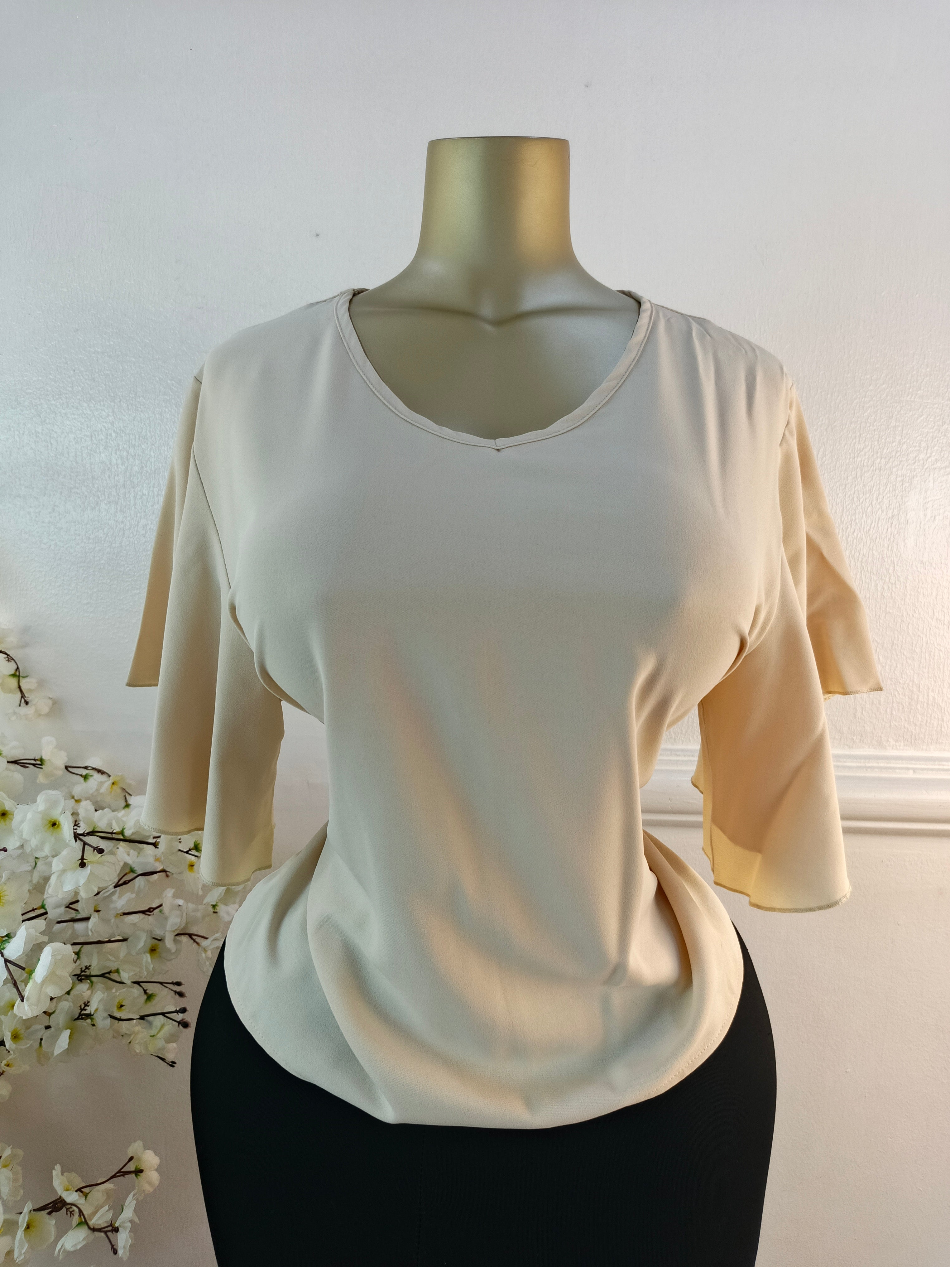TOP UK SIZE 20