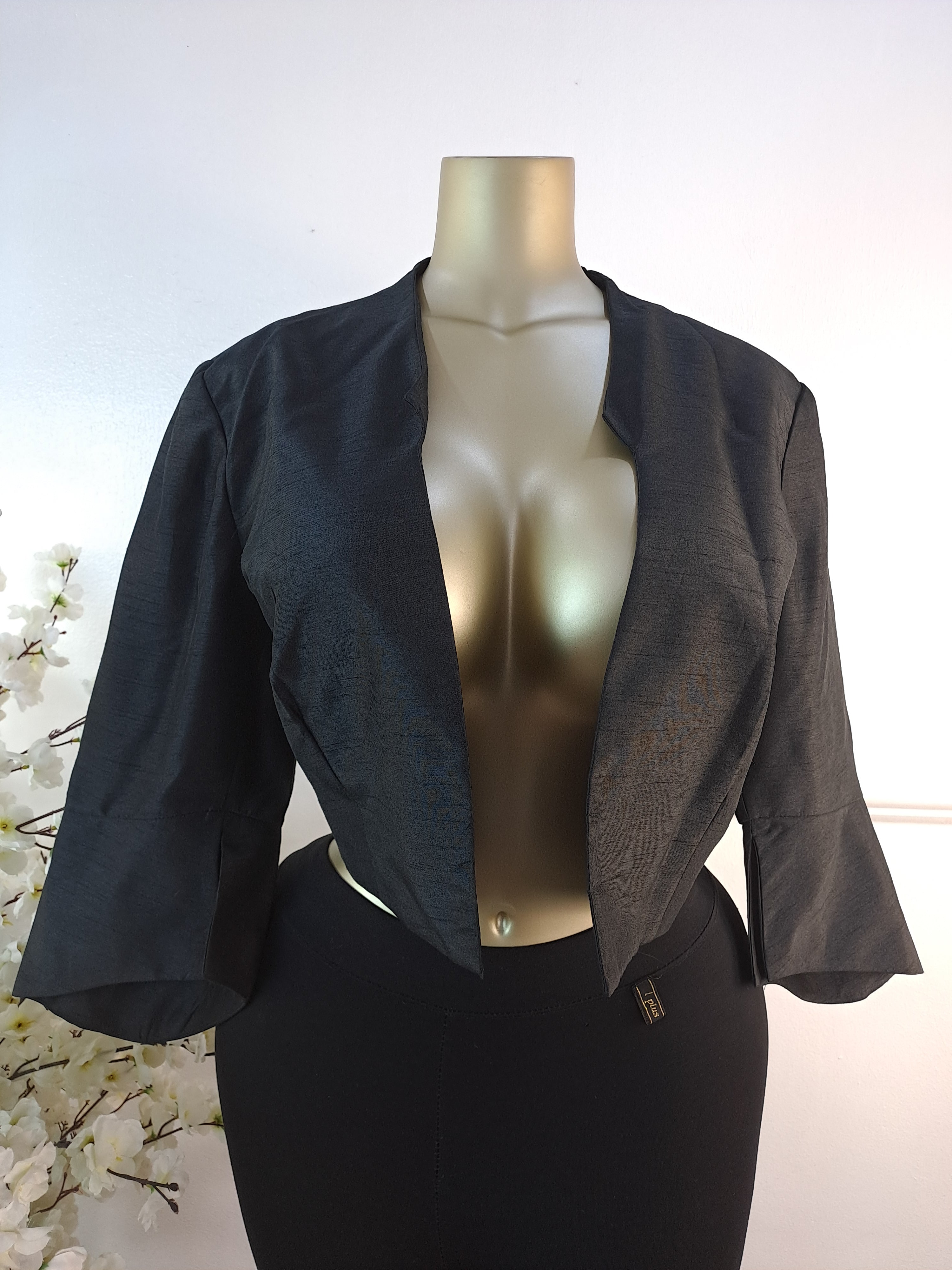 ROMAN UK SIZE 20 [LENGTH 19 INCHES]