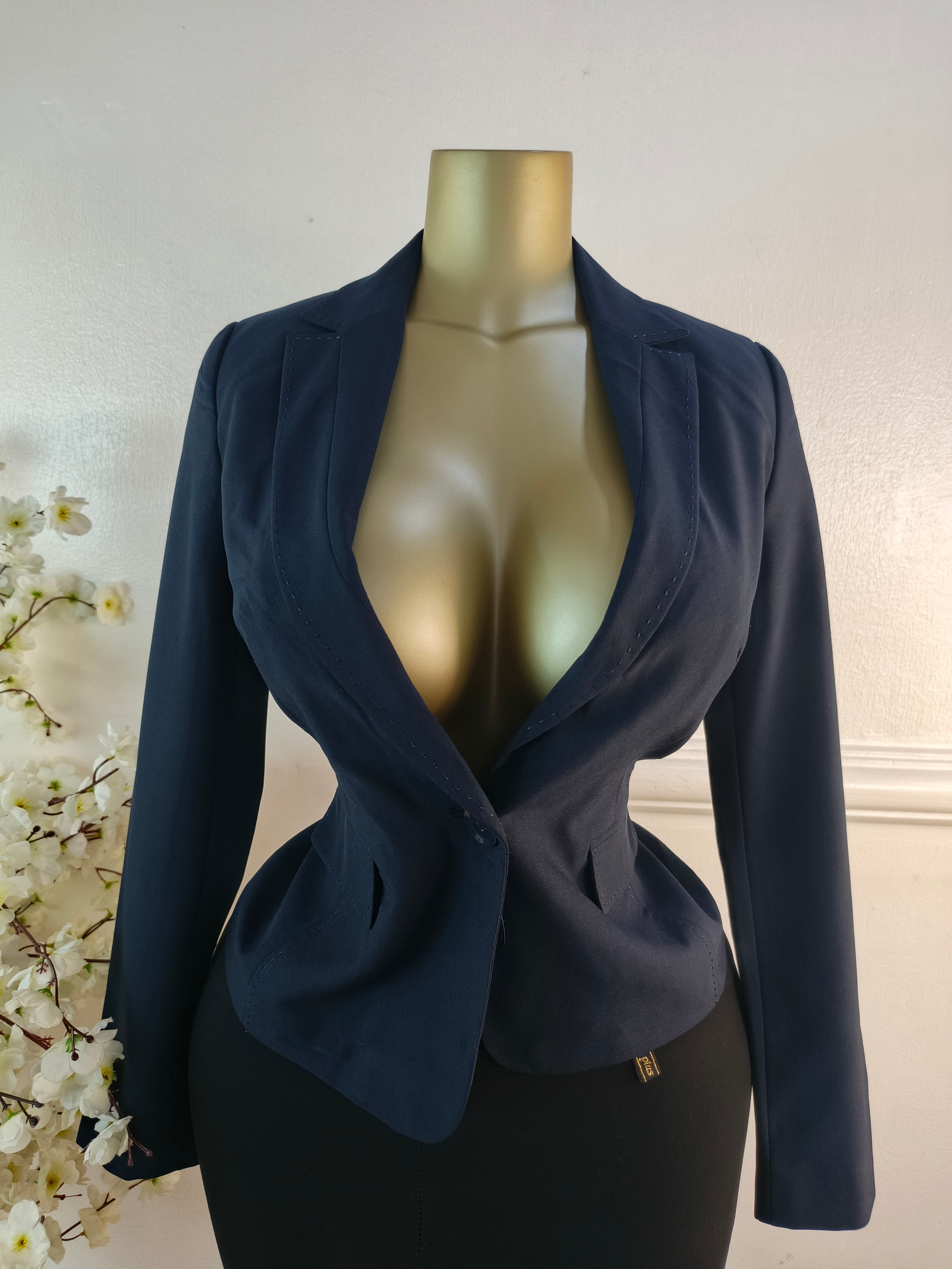 NEW LOOK UK SIZE 6 [LENGTH 23 INCHES]