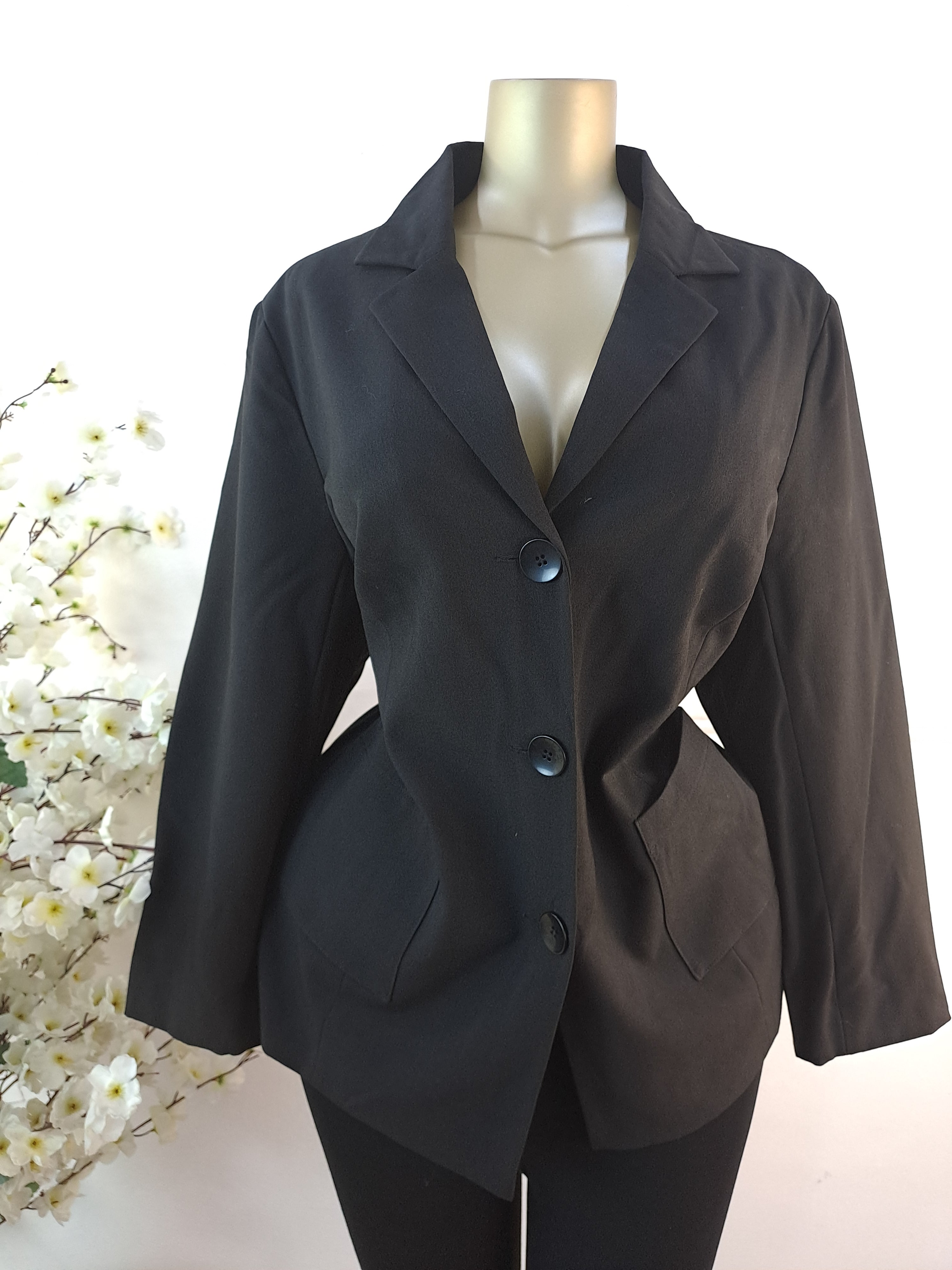 WARDROBE UK SIZE 20 [LENGTH 30 INCHES]
