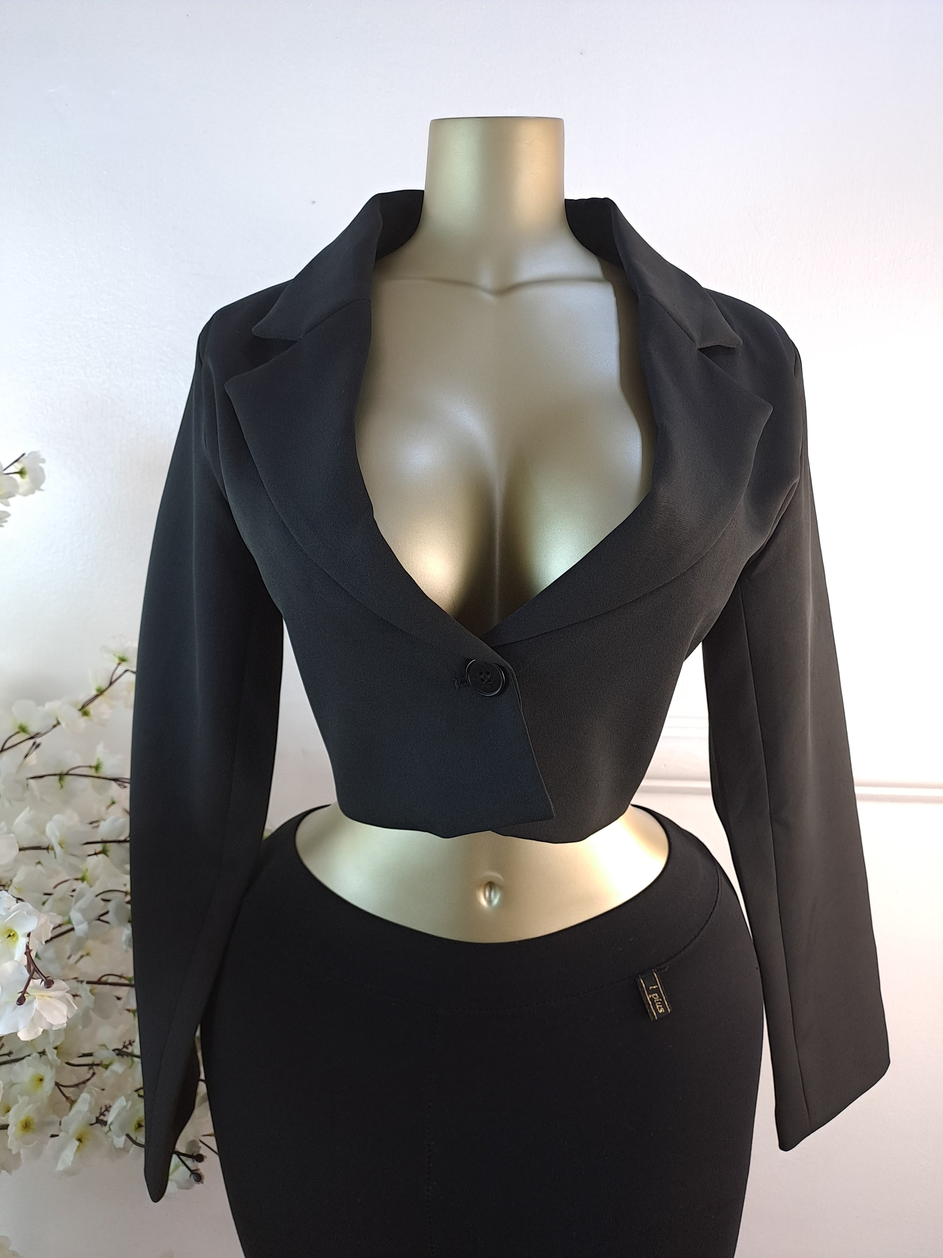 ZARA UK SIZE 14 [LENGTH 17 INCHES]