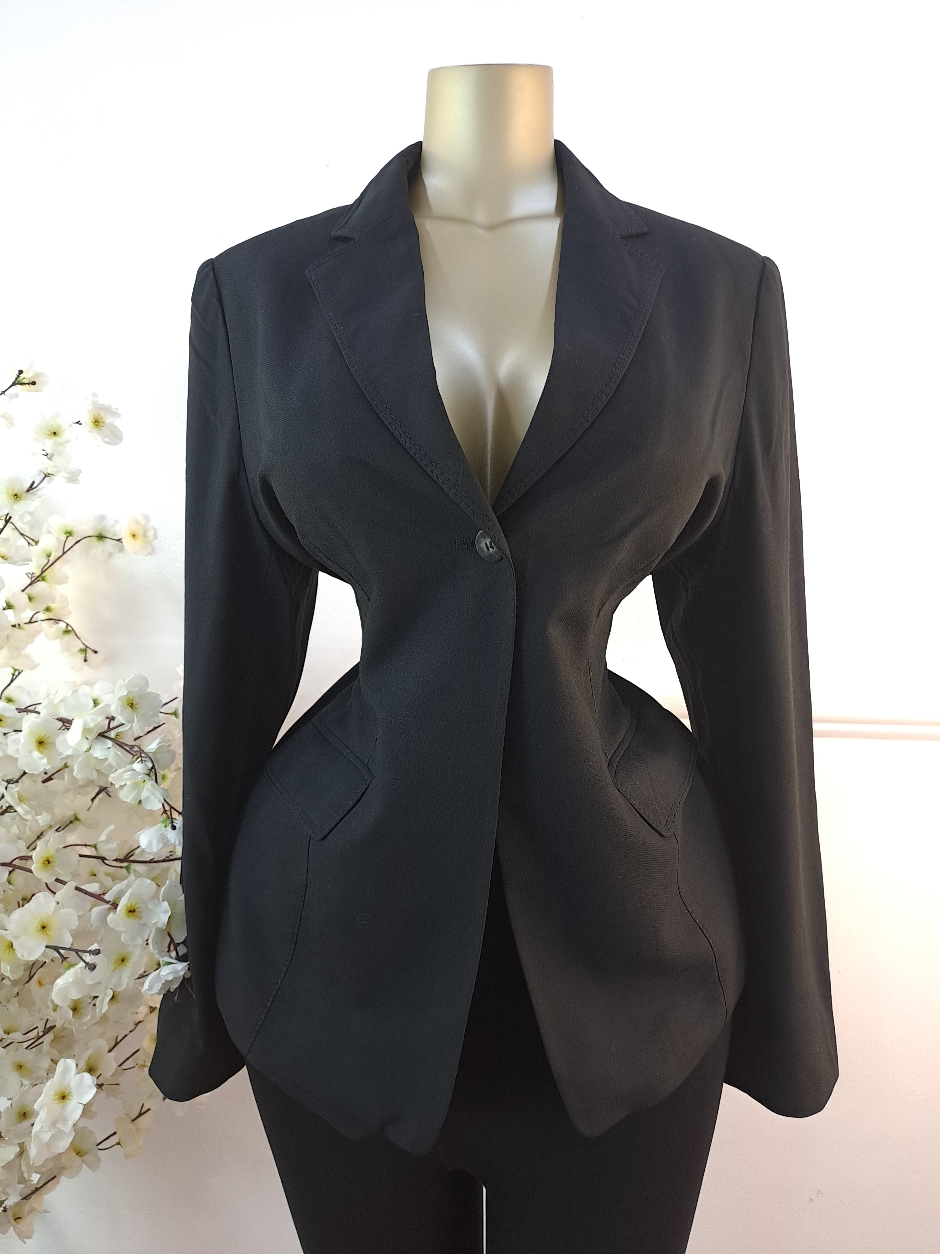 BLAZER UK SIZE 16 [LENGTH 28 INCHES]