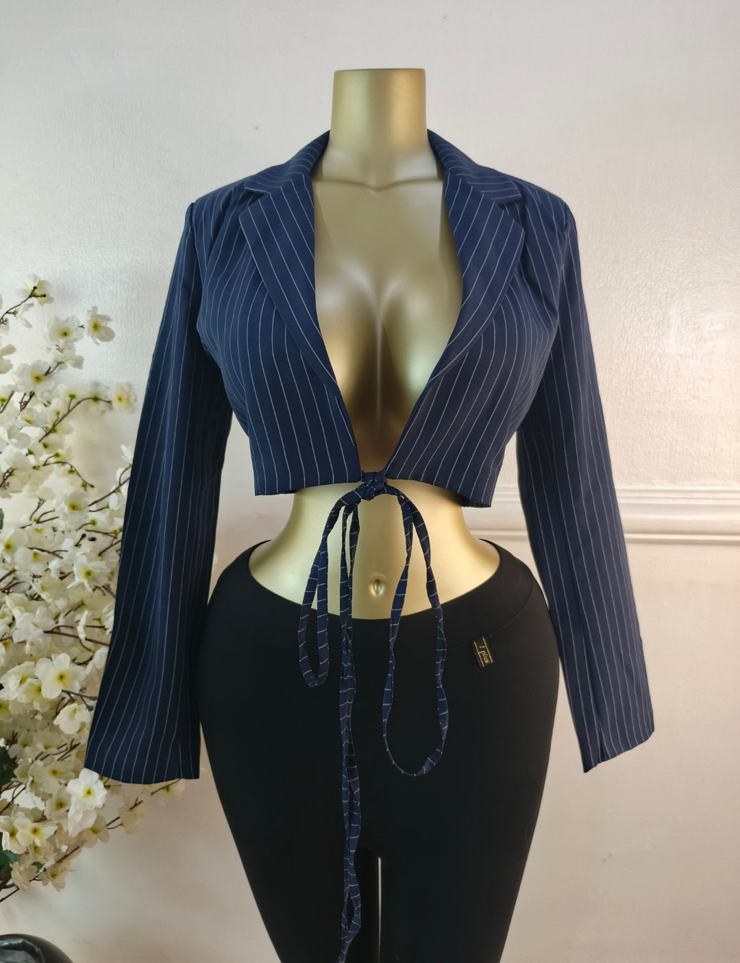 BOOHOO UK SIZE 12 [LENGTH 16 INCHES]