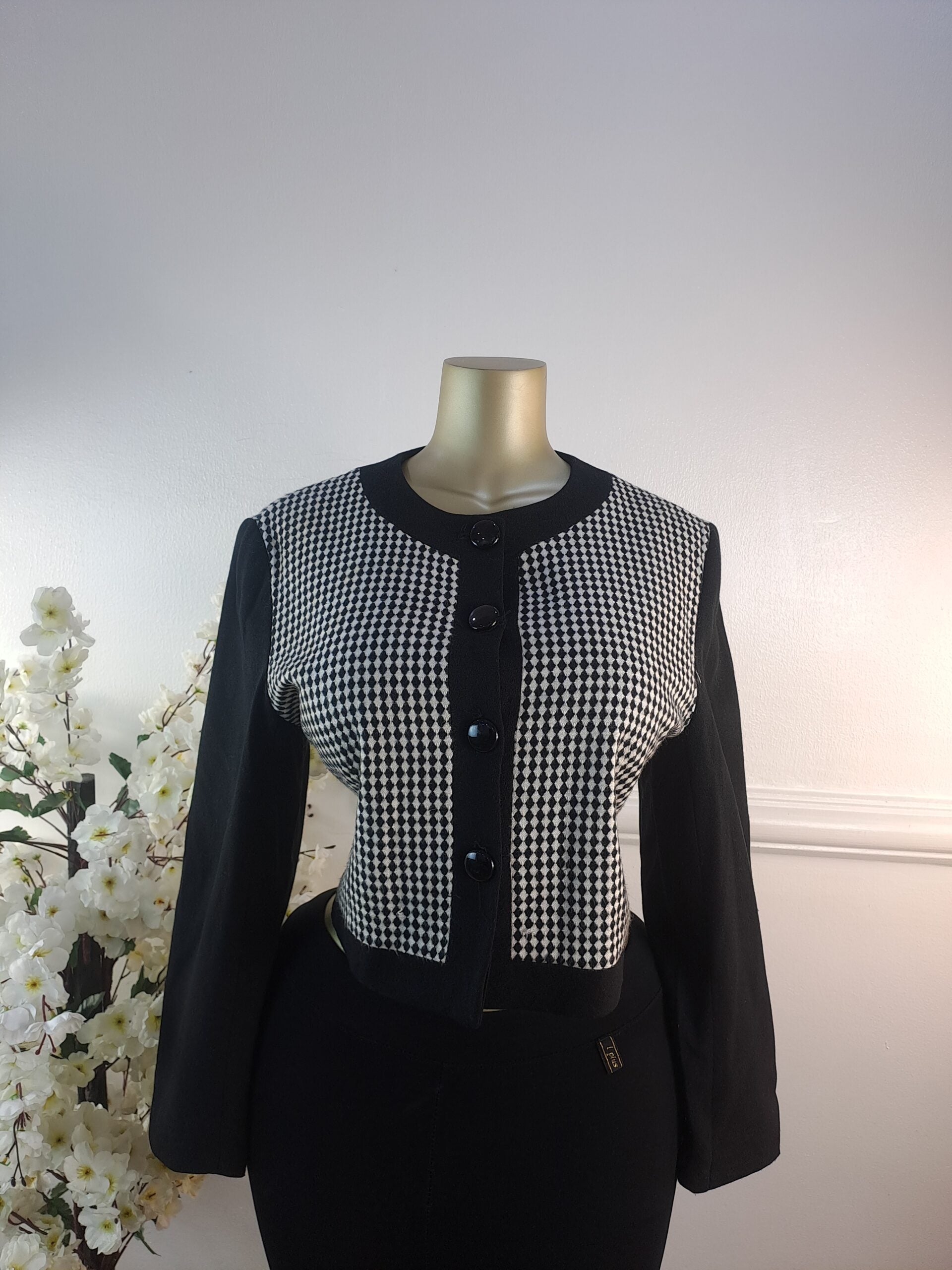BLAZER UK SIZE 14 [LENGTH 19 INCHES, BLACK] image 0