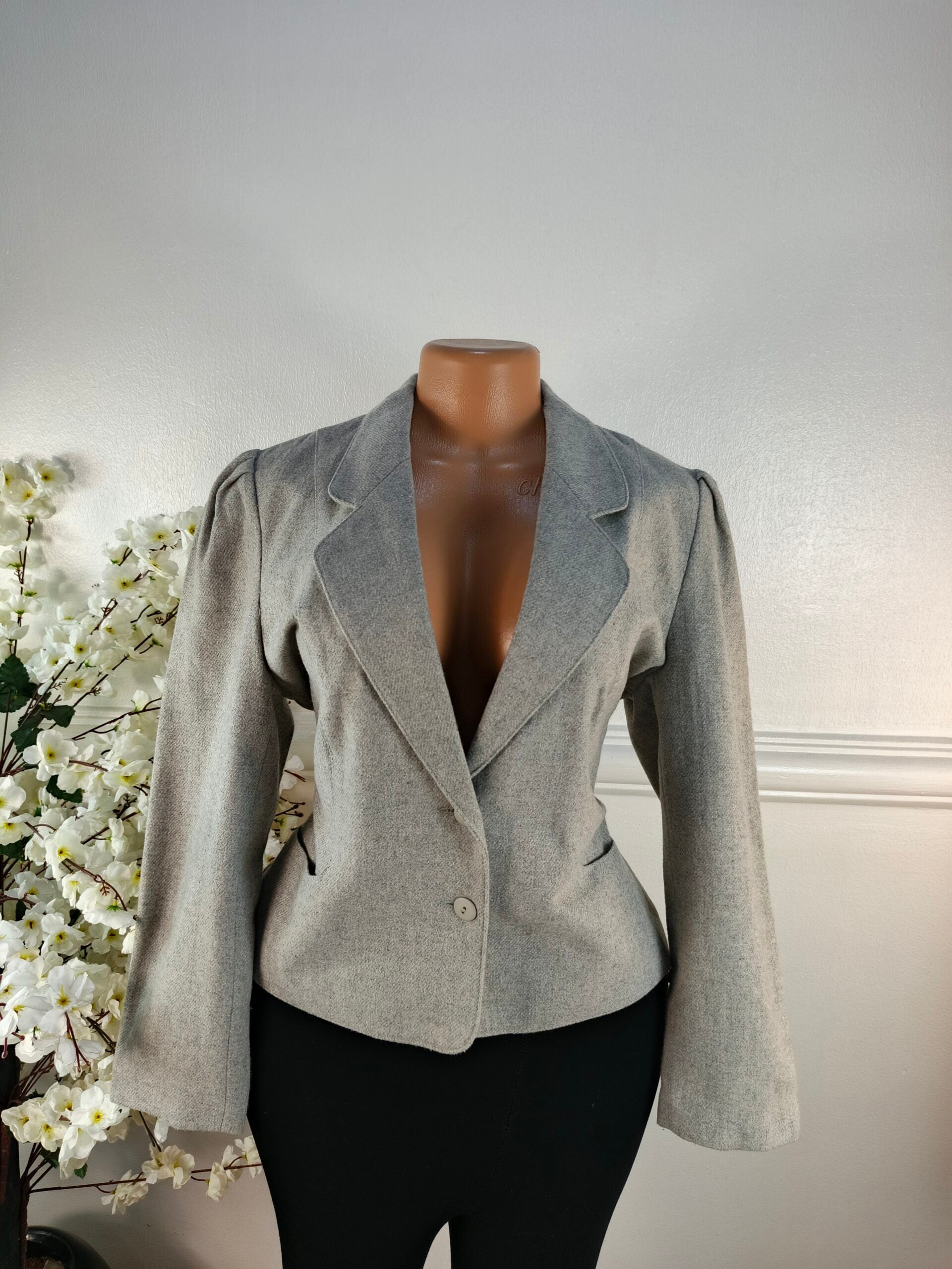 BLAZER UK SIZE 12 [LENGTH 23 INCHES, GREY] image 0