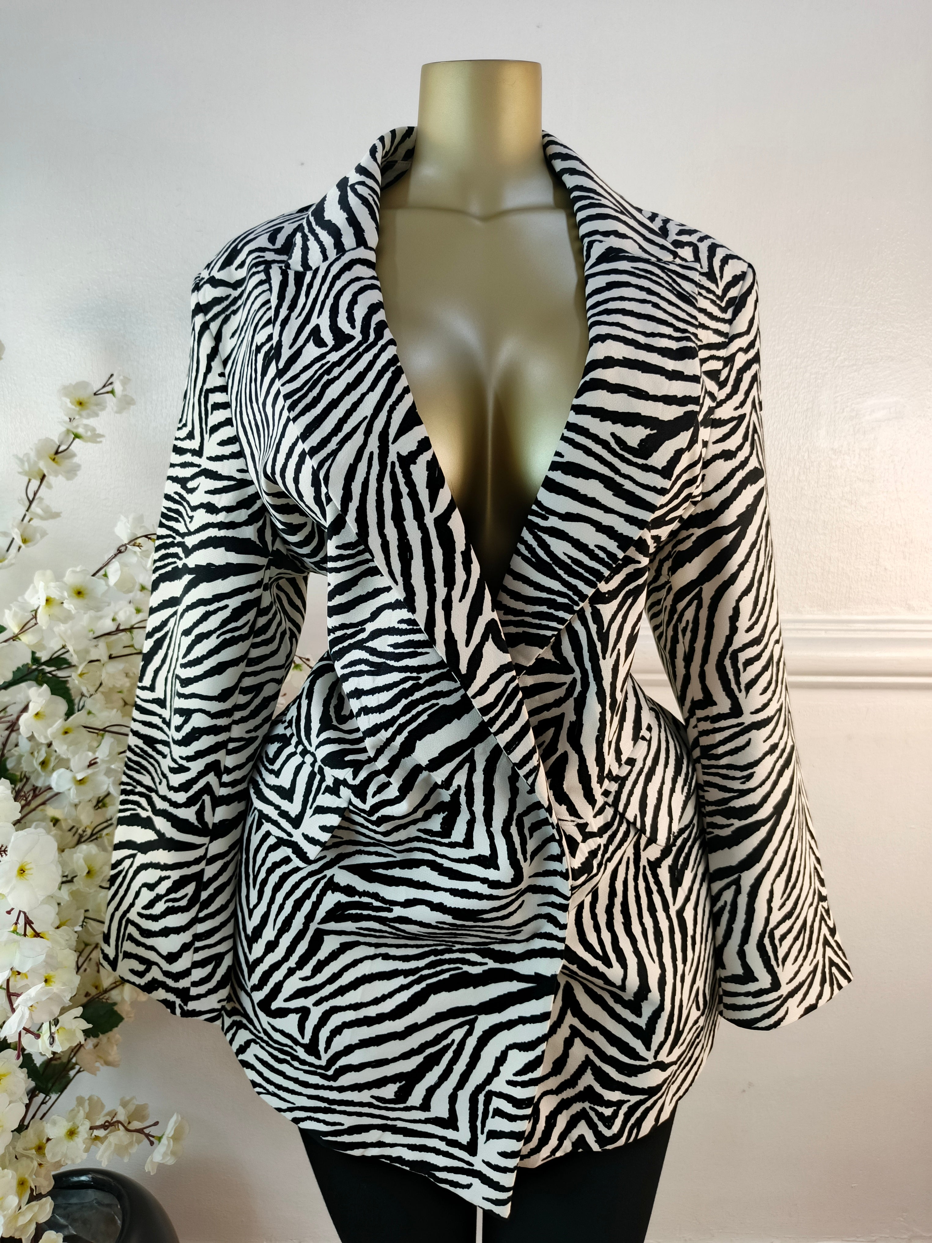 PRIMARK UK SIZE 20 [LENGTH 33 INCHES]