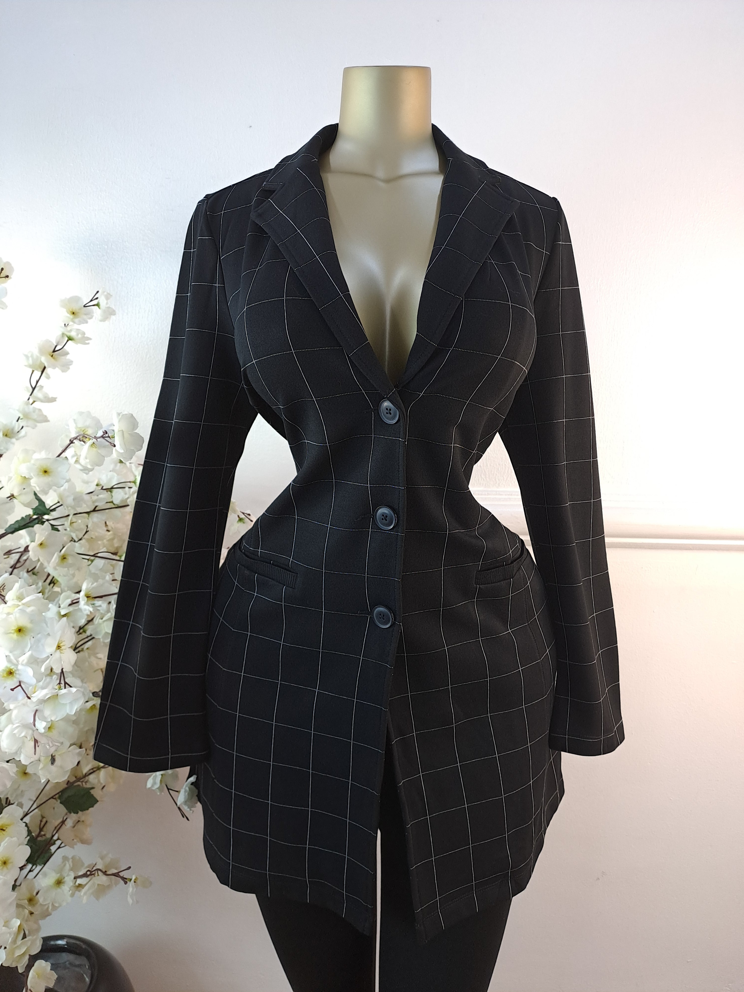 SANDWICH UK SIZE 14 [LENGTH 34 INCHES]