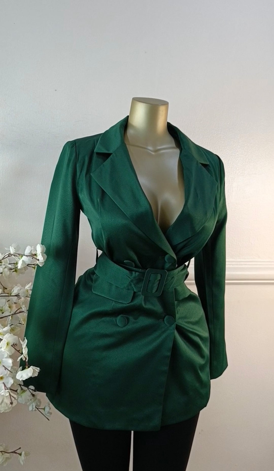 NASTY GAL UK SIZE 6 [LENGTH 32 INCHES]