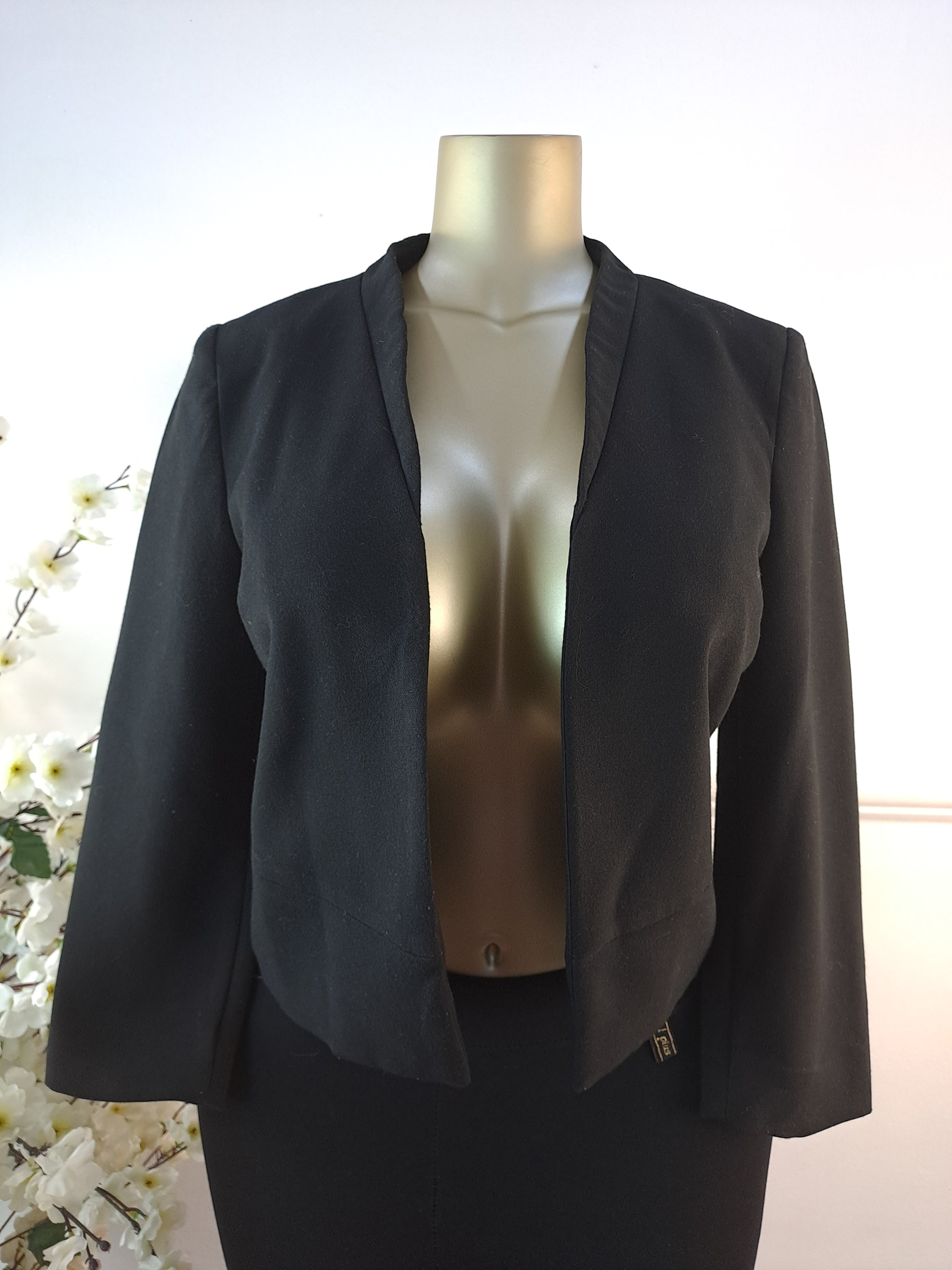 NEW LOOK UK SIZE 10 [LENGTH 20 INCHES]