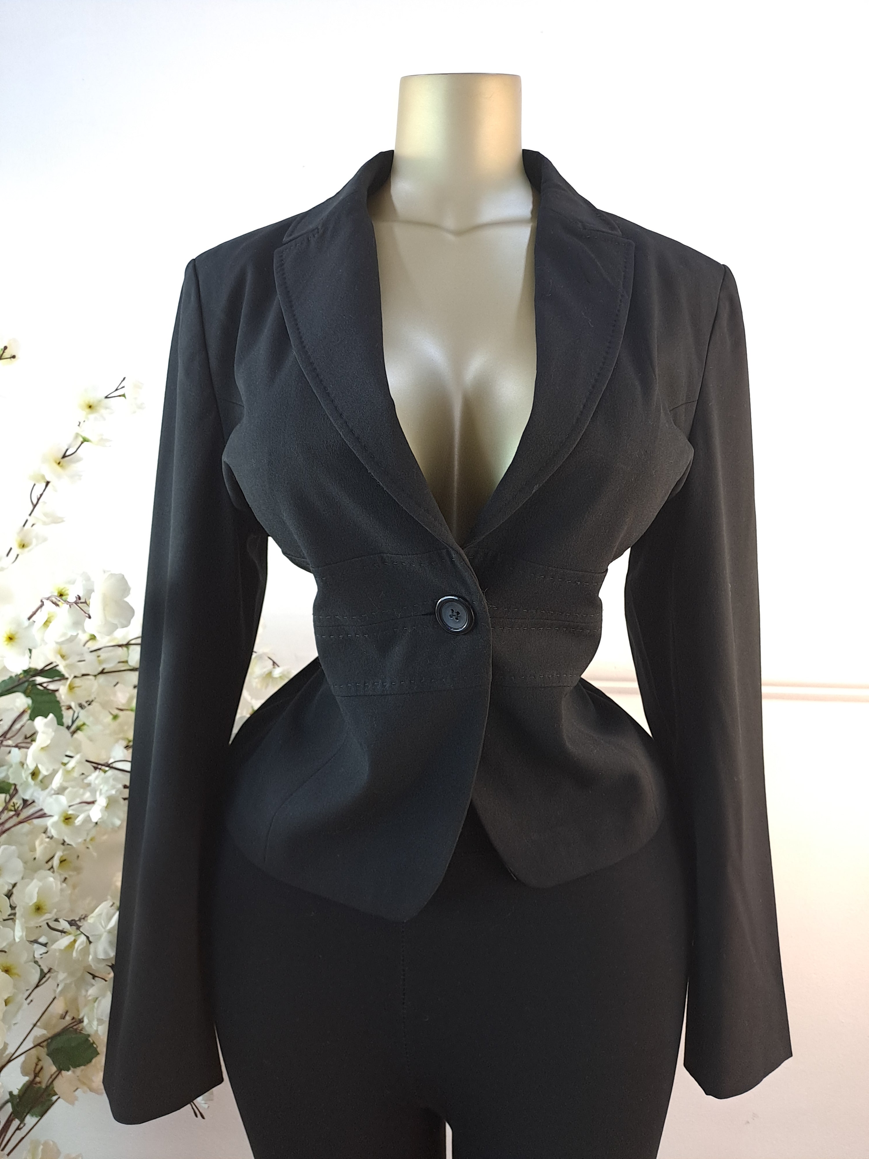 DUNNES UK SIZE 14 [LENGTH 24 INCHES]
