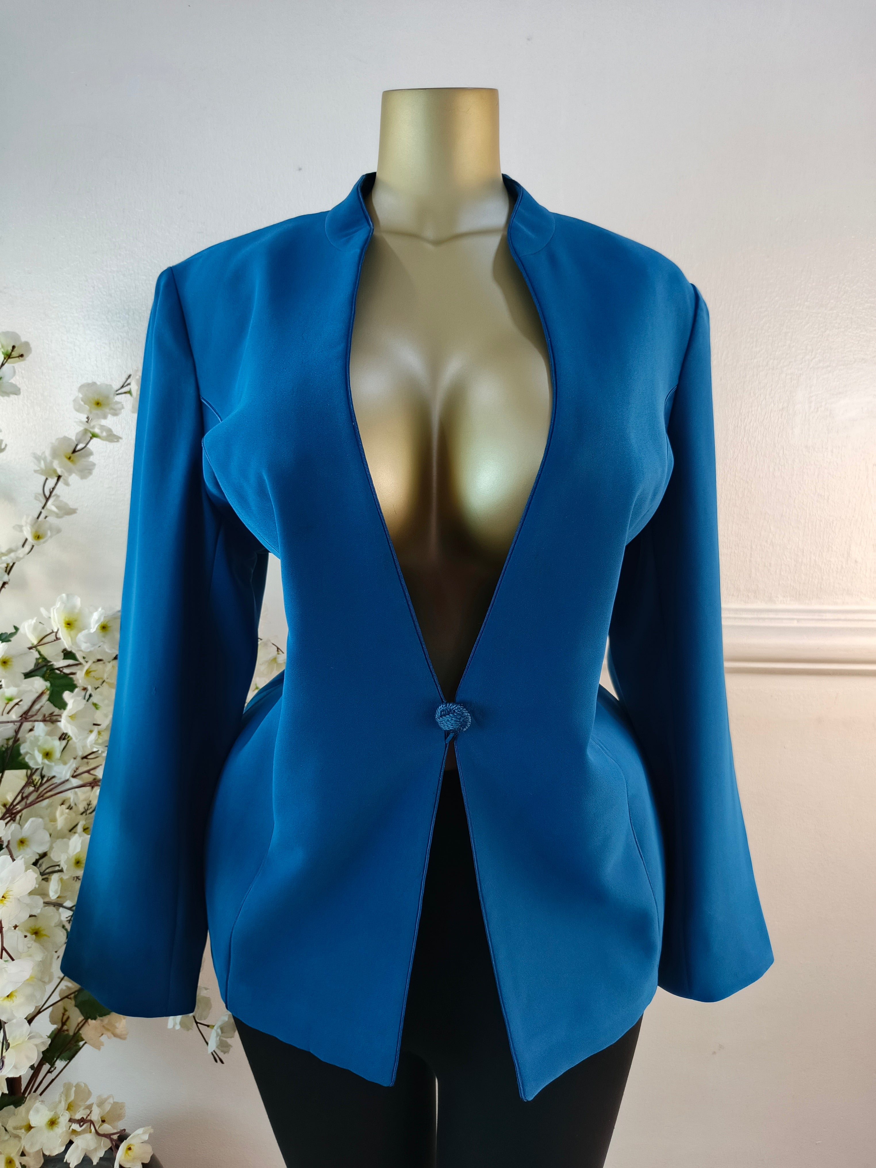 BLAZER UK SIZE 20 [LENGTH 30 INCHES]