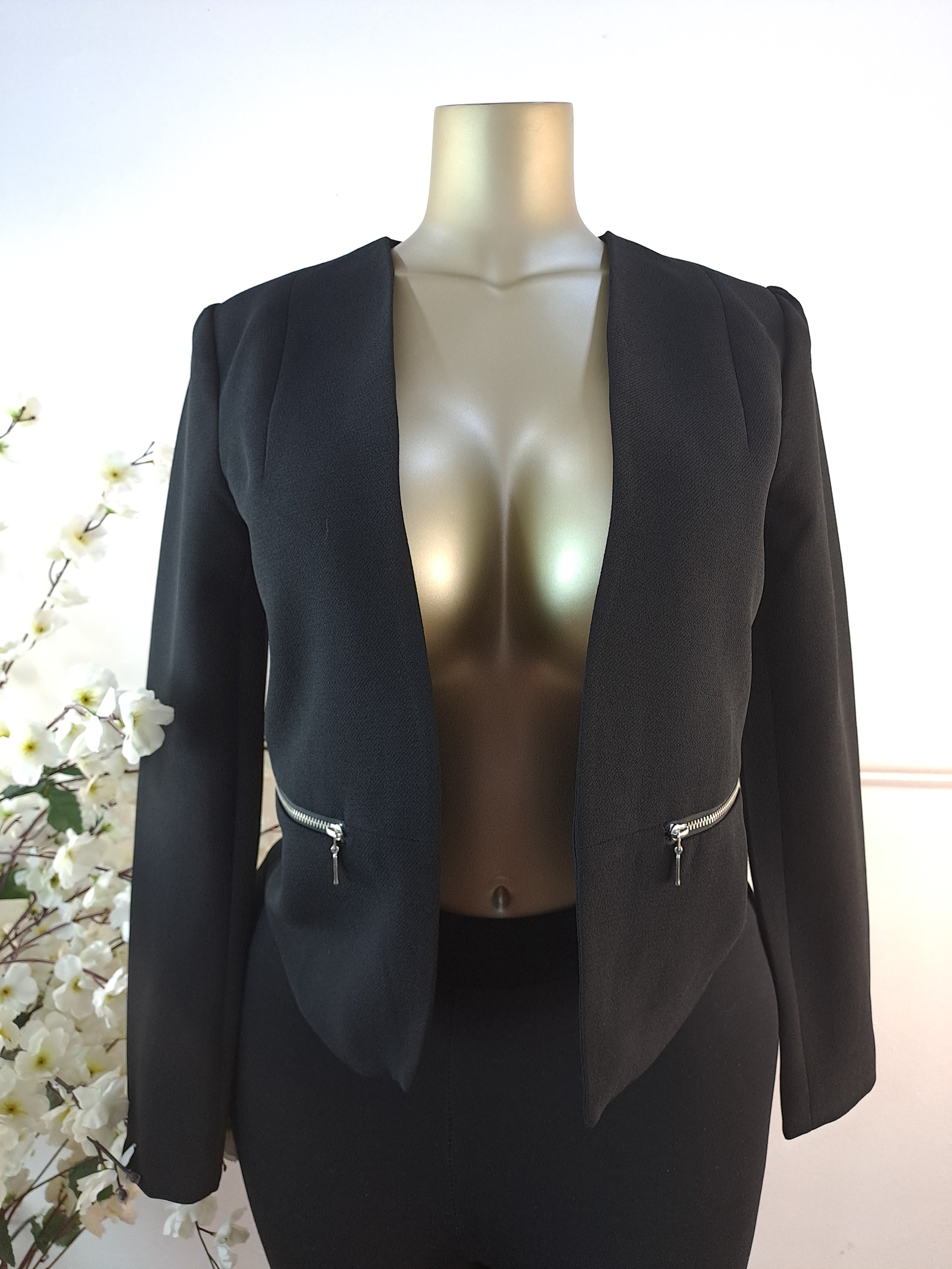 JENNYFER UK SIZE 8 [LENGTH 22 INCHES]
