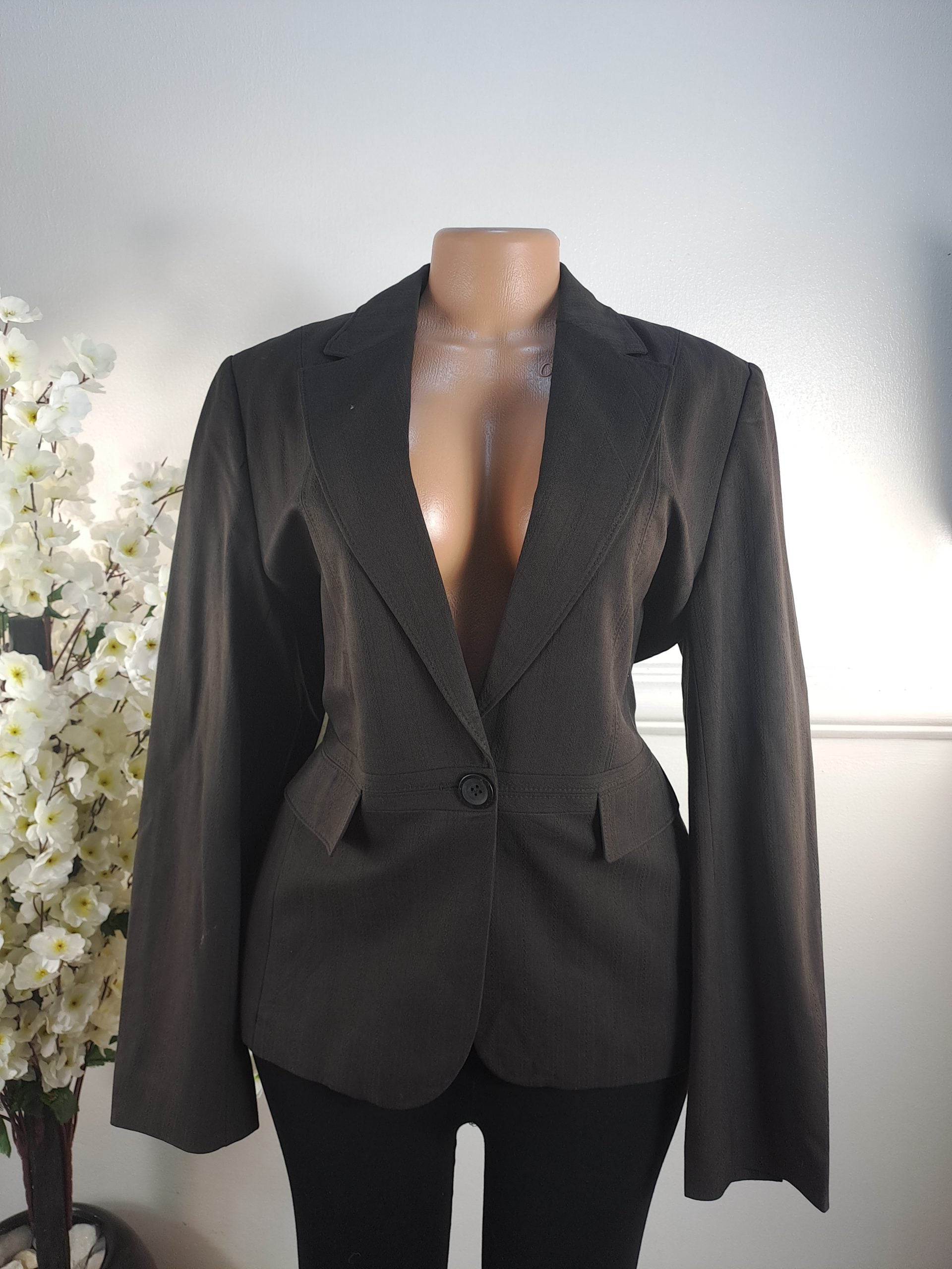 TAILORED BY NEXT UK SIZE 14 [LENGHT 27 INCHES] image 0