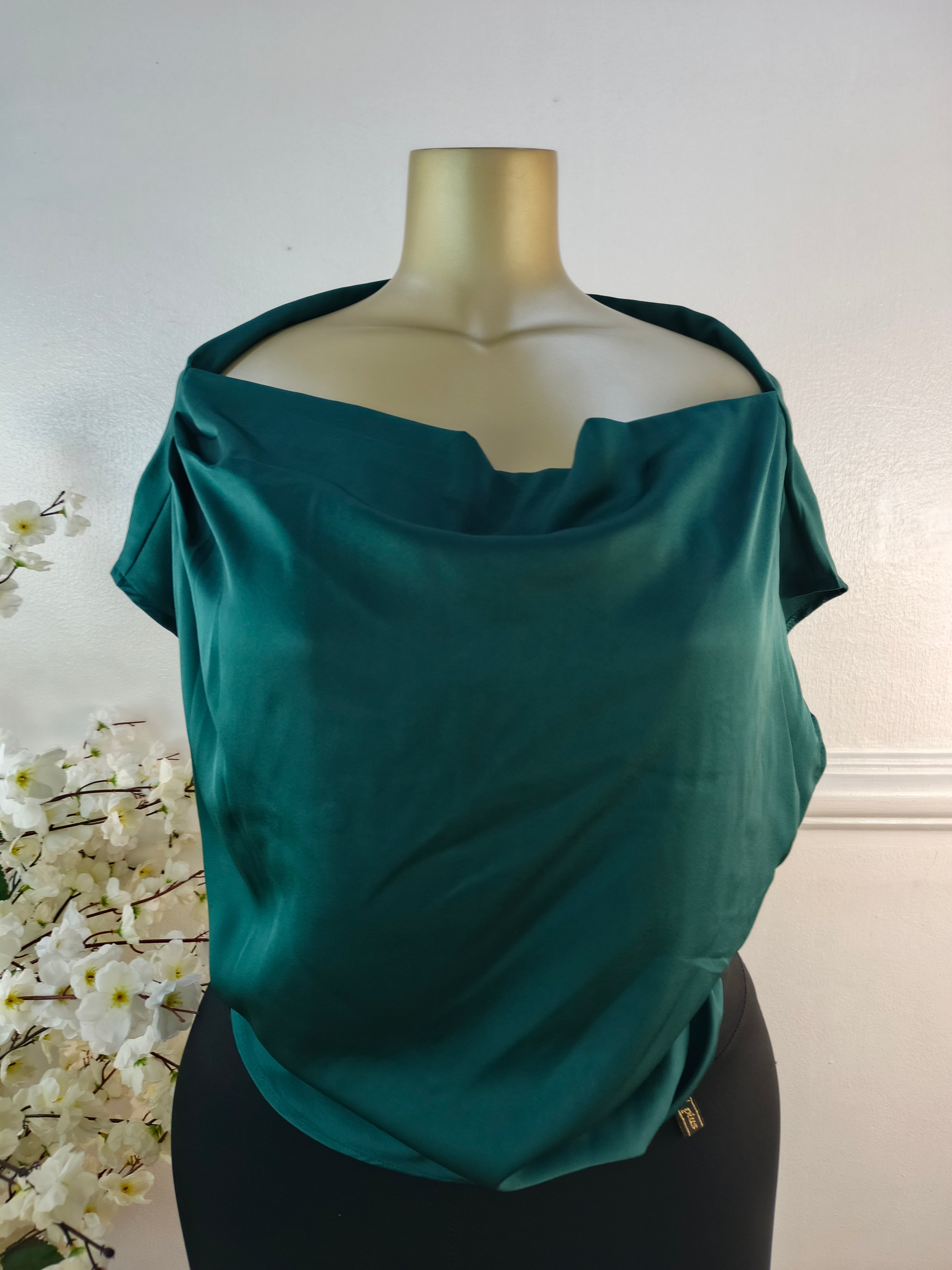 TOP UK SIZE 22