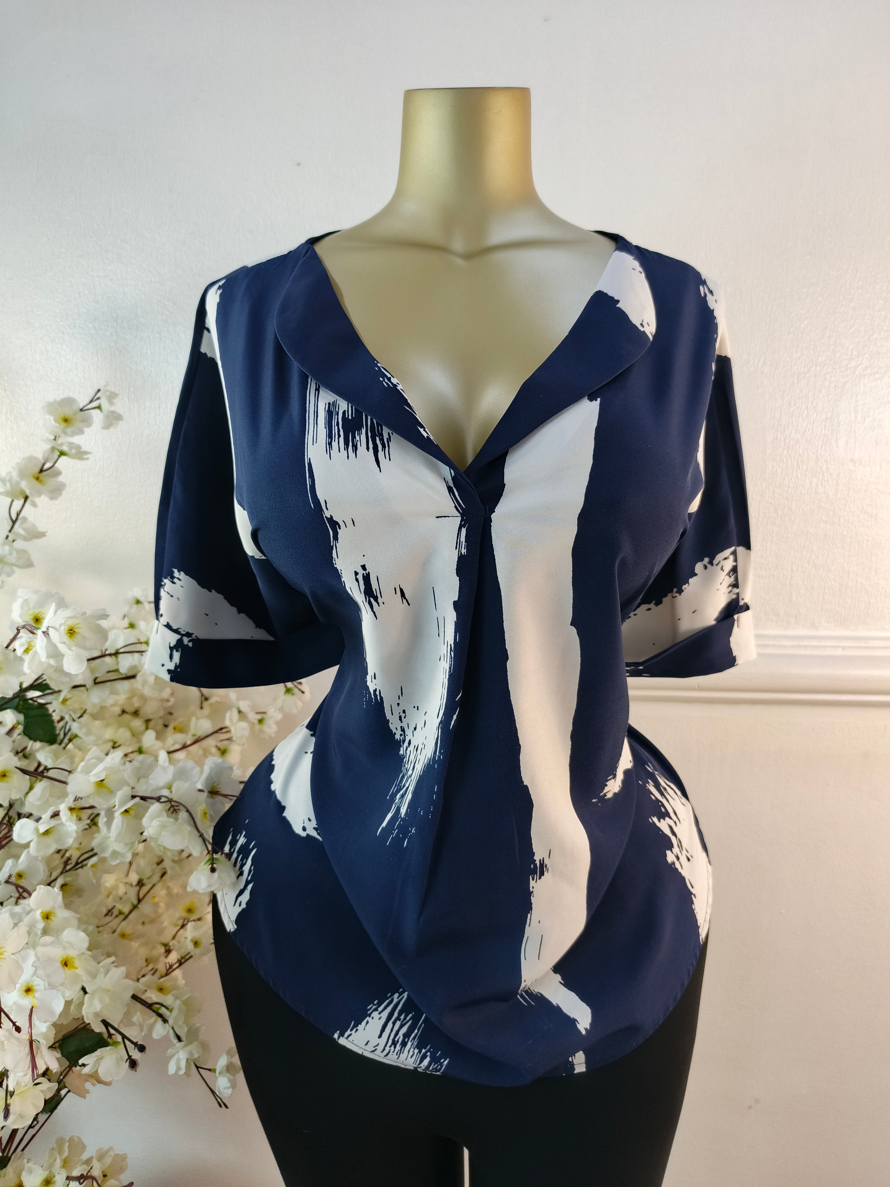 TOP UK SIZE 18