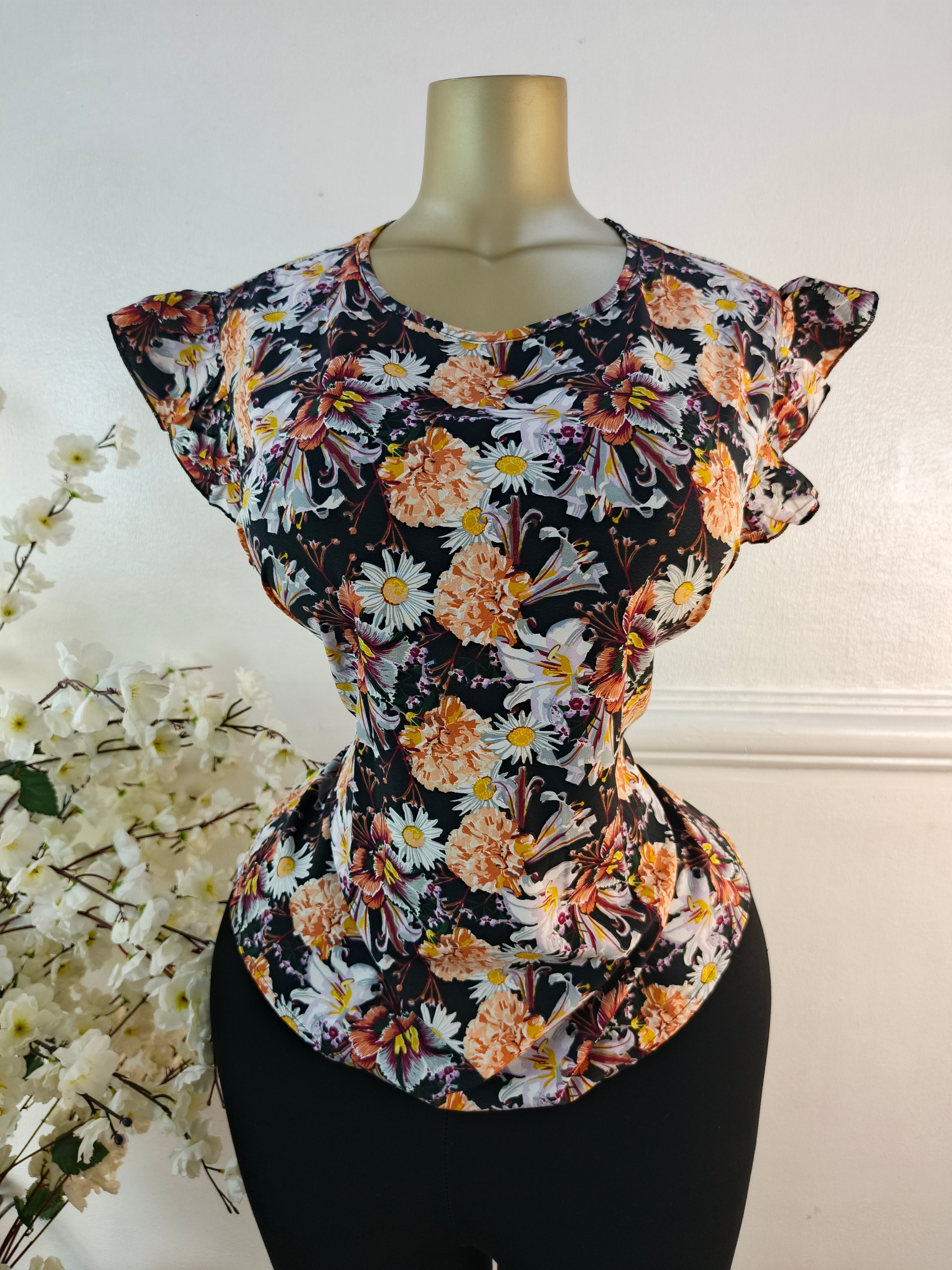 TOP UK SIZE 18