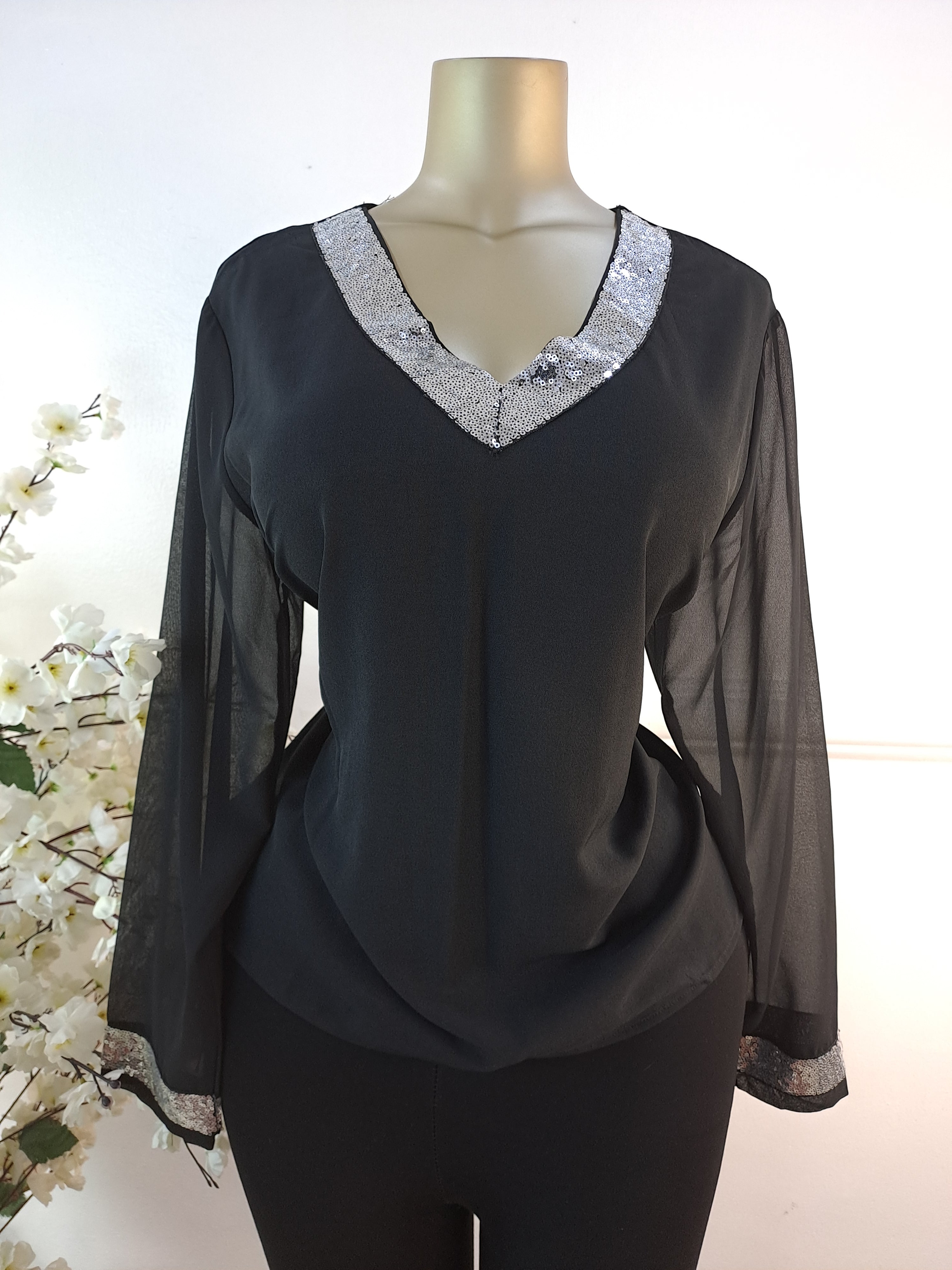 TOP UK SIZE 20
