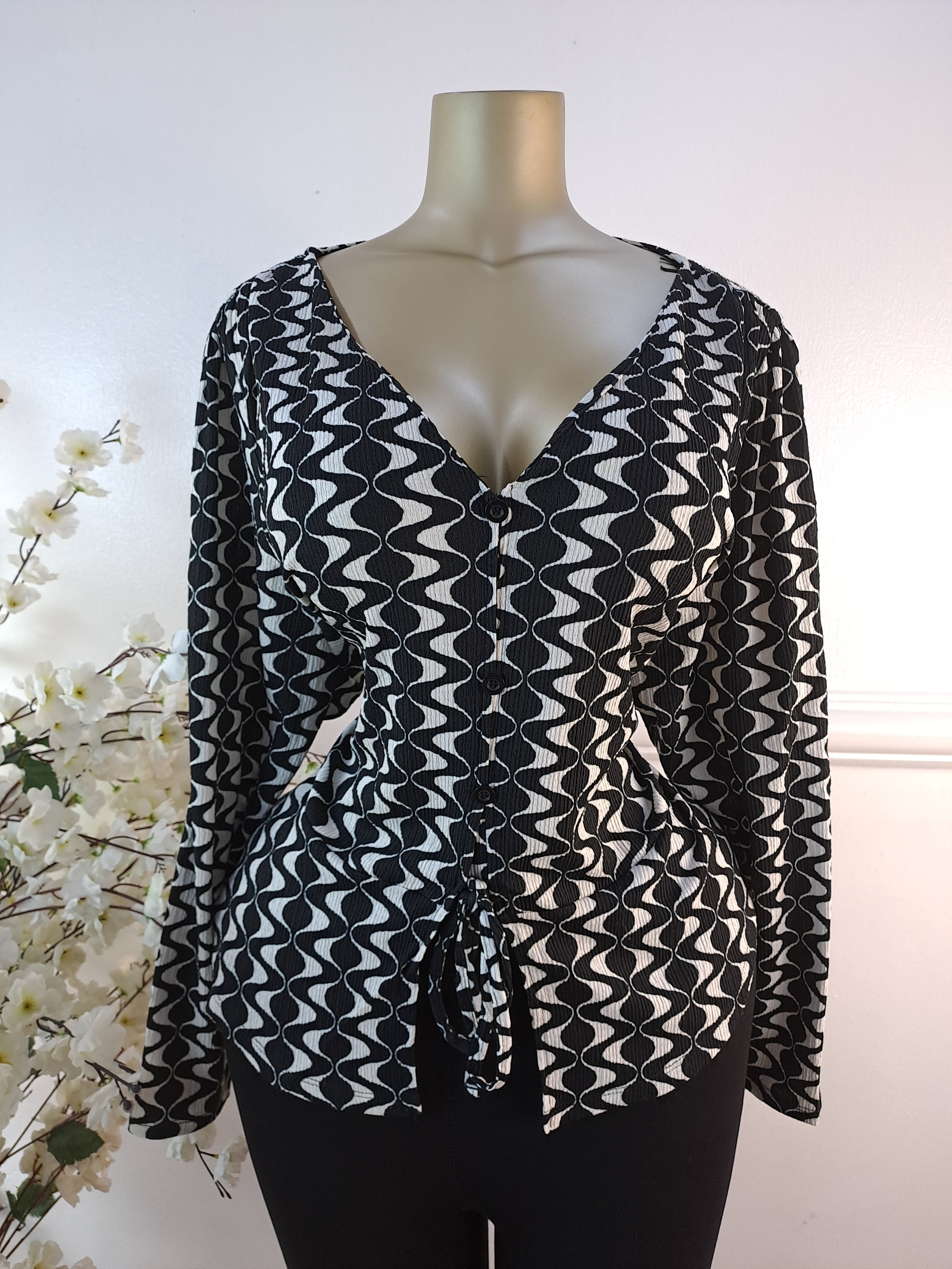DUNNES UK SIZE 24