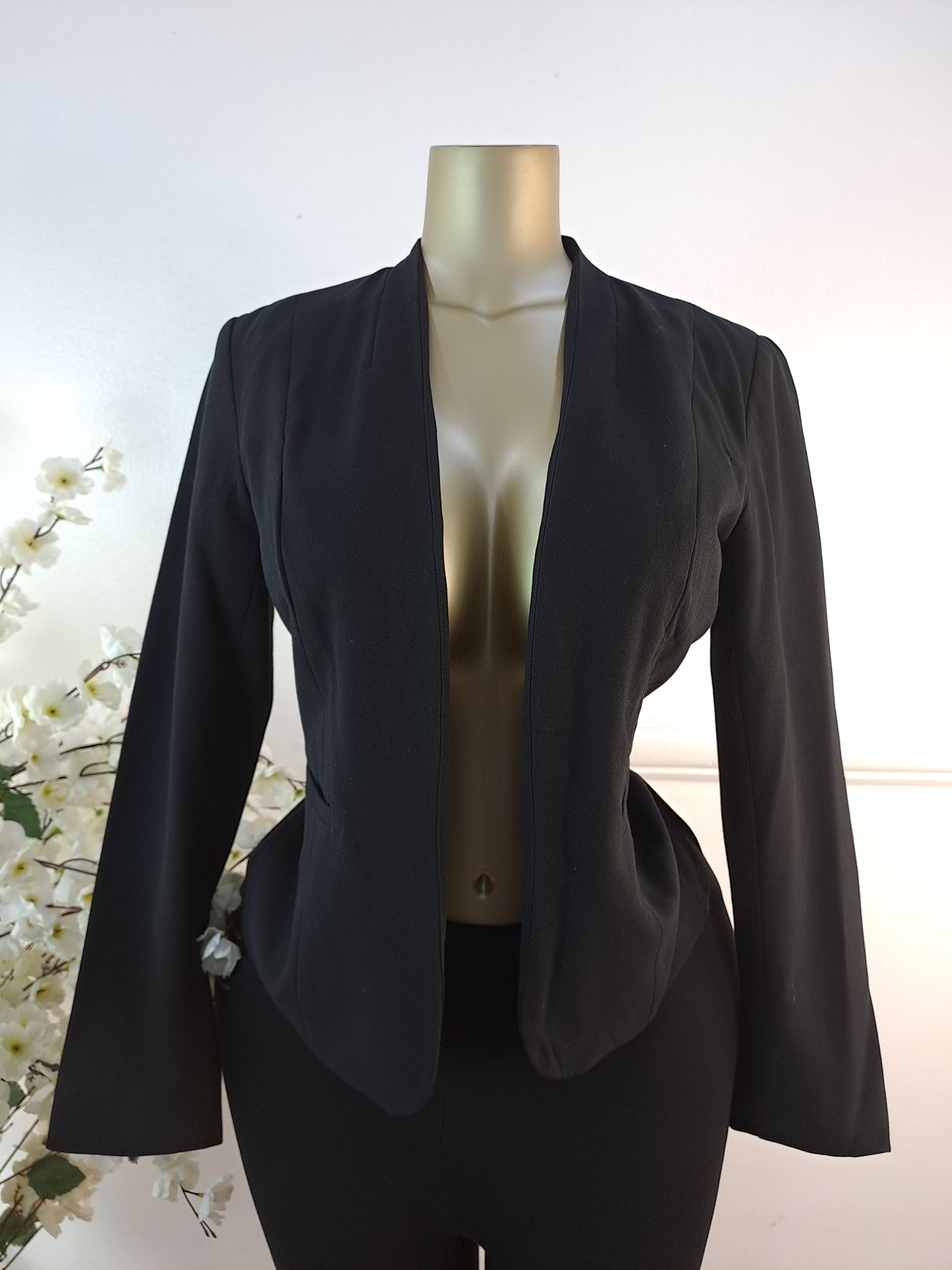 NEW LOOK UK SIZE 10 [LENGTH 24 INCHES]