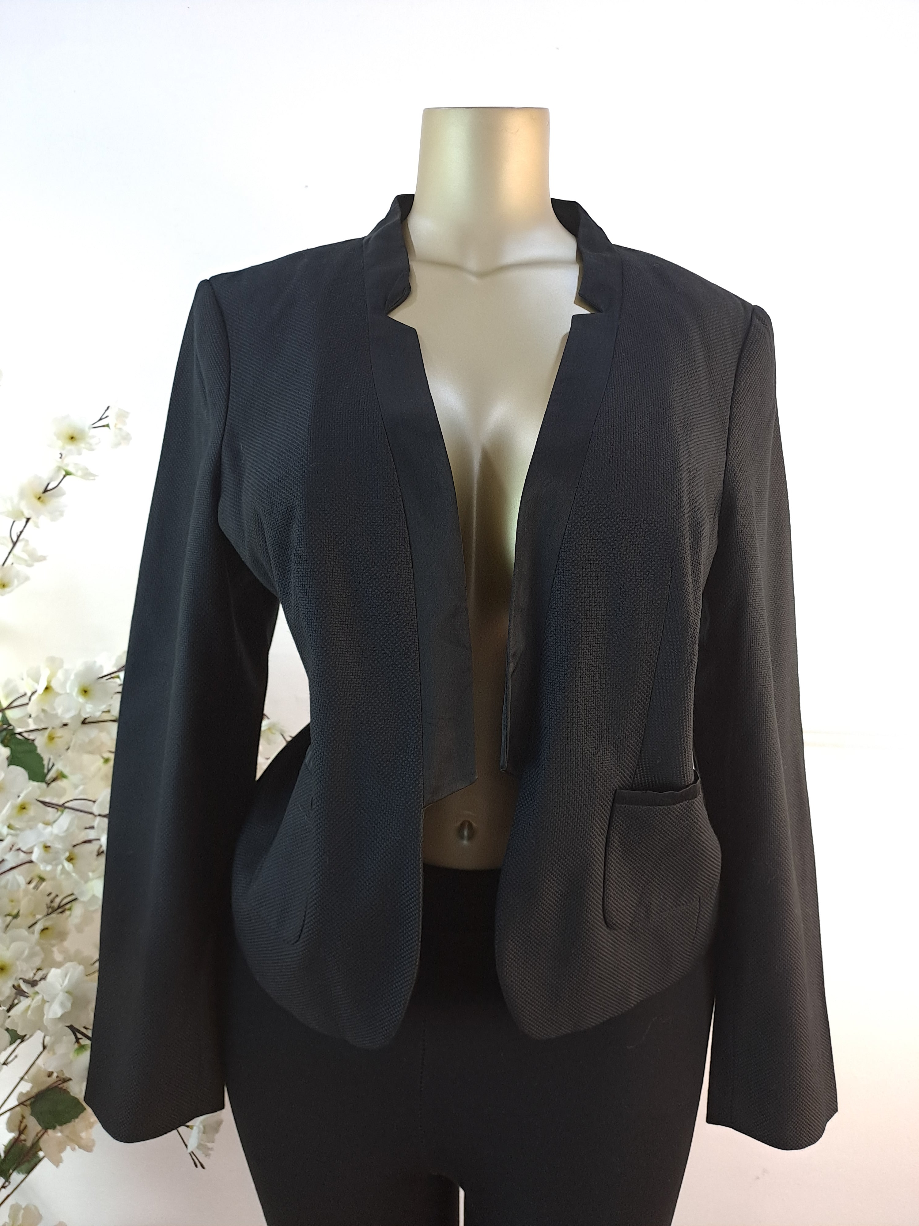 PER UNA UK SIZE 18 [LENGTH 25 INCHES]