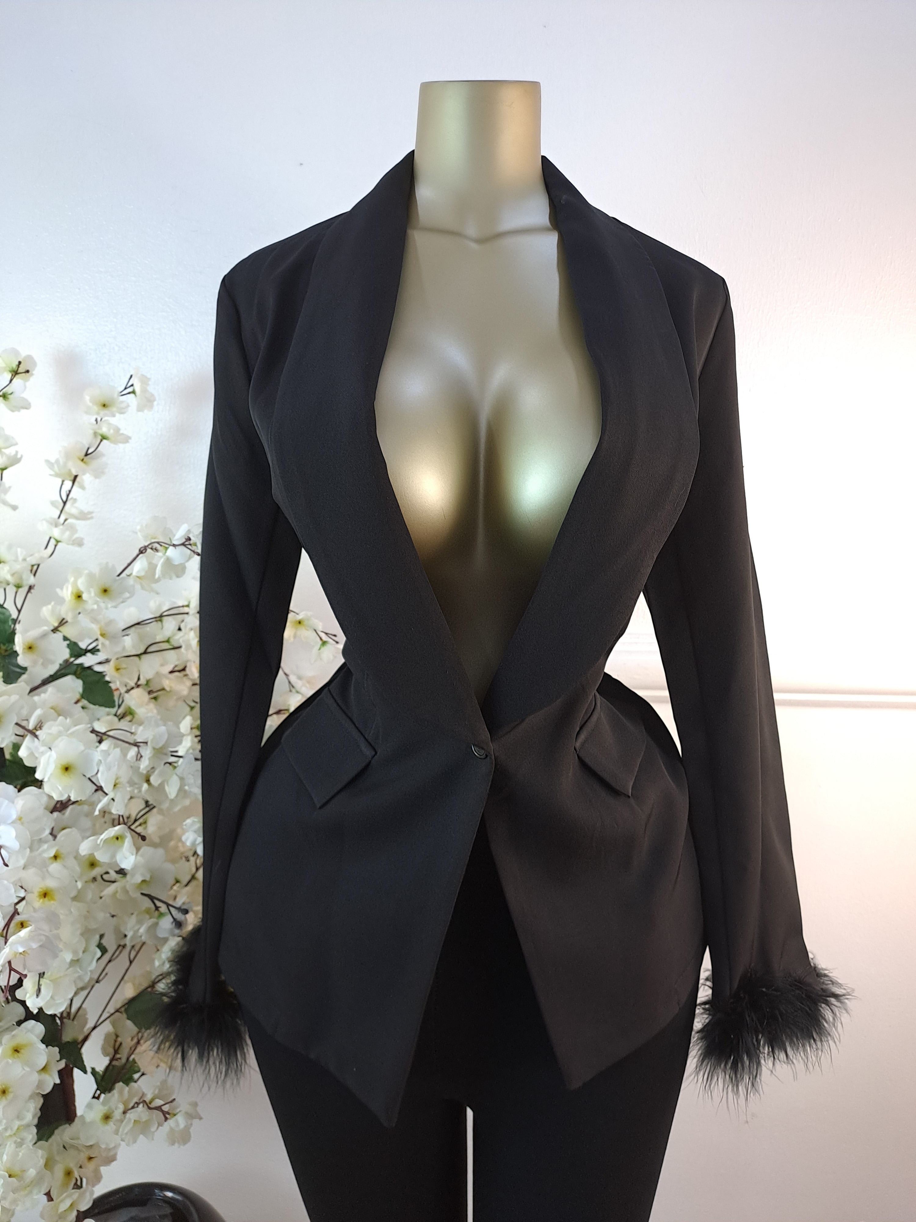 SHEIN CURVE UK SIZE 10 [LENGTH 28 INCHES]