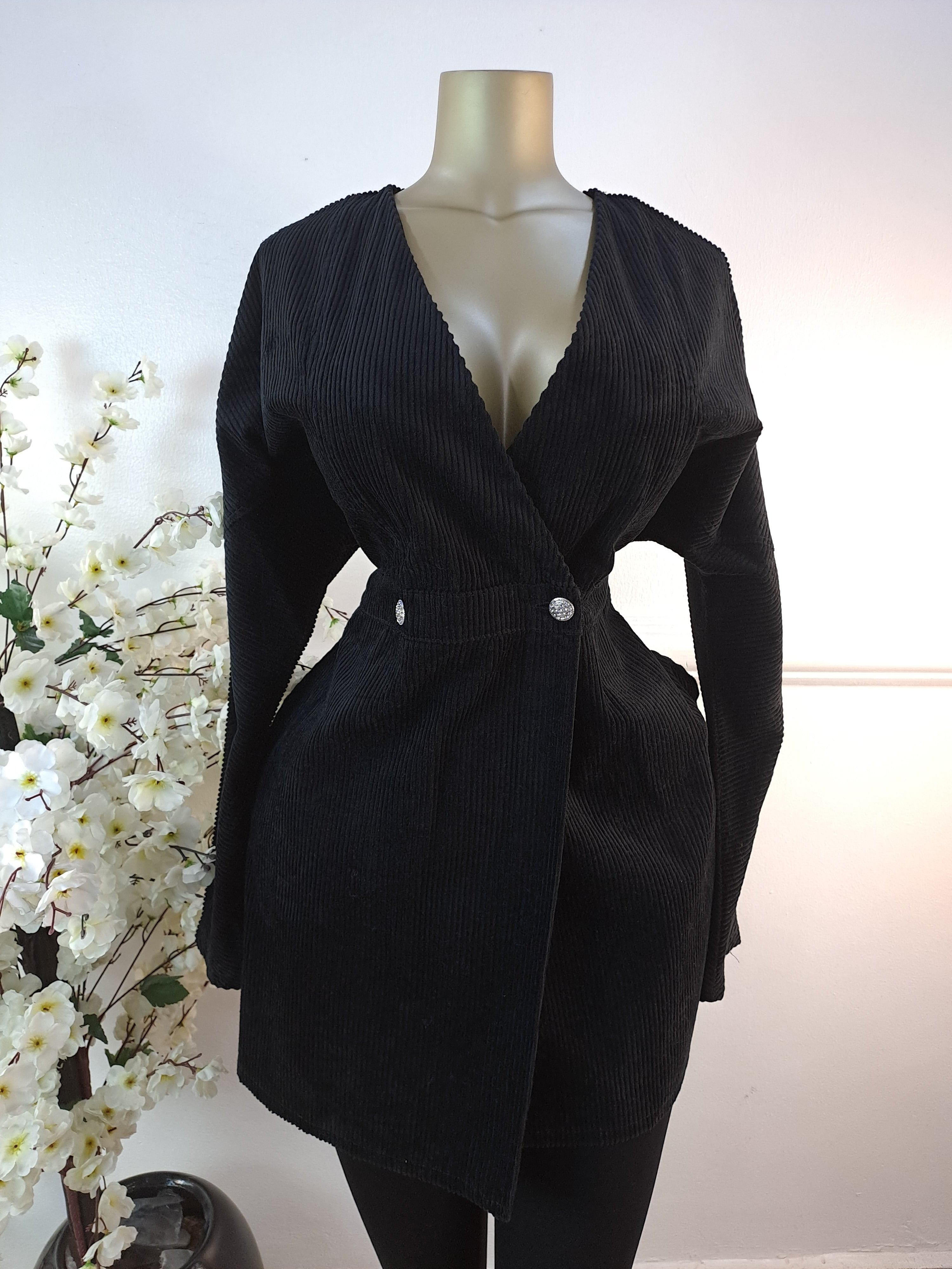 ATMOSPHERE UK SIZE 14 [LENGTH 34 INCHES]