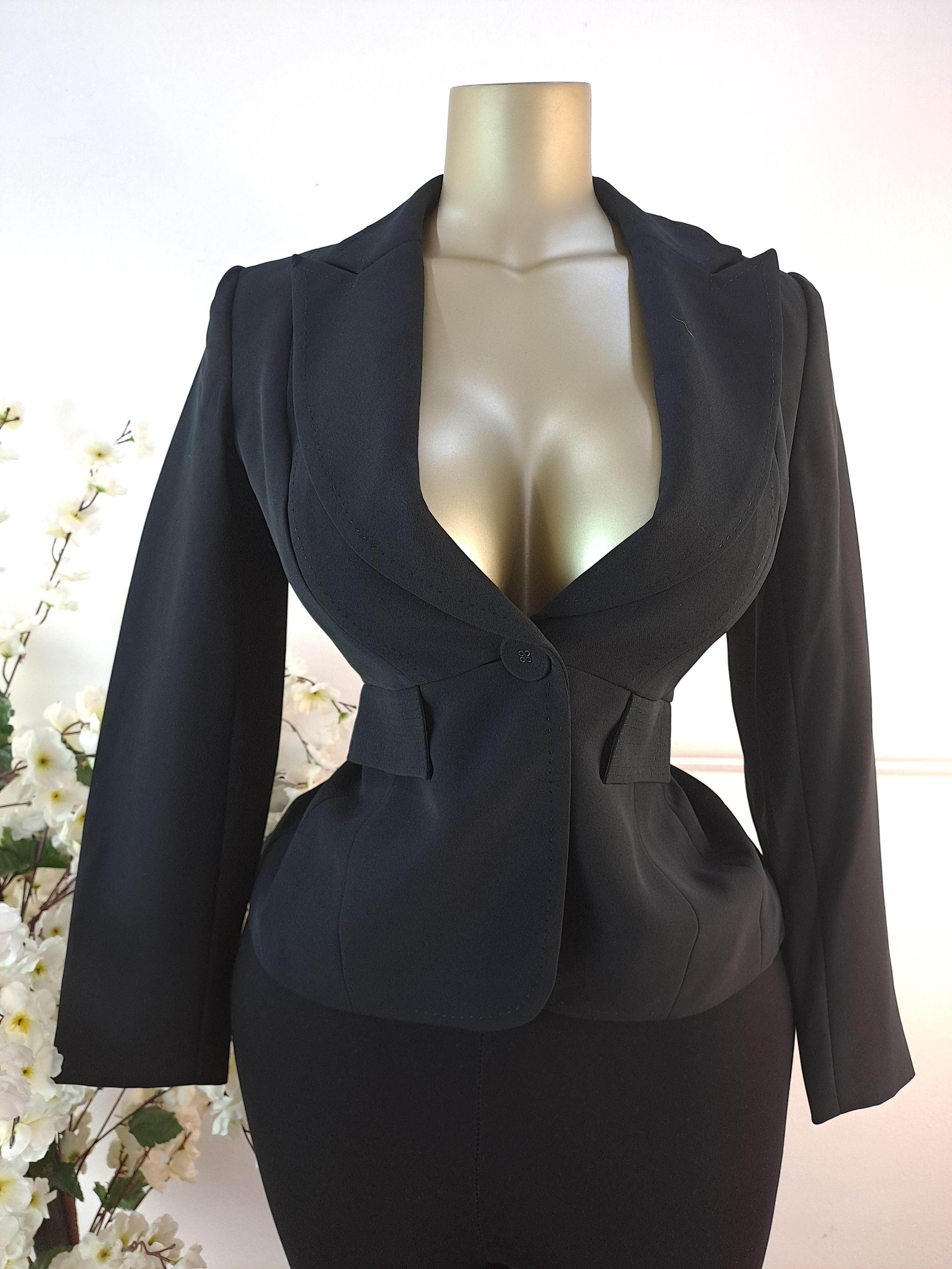 NEXT TAILORING UK SIZE 6 [LENGTH 24 INCHES]