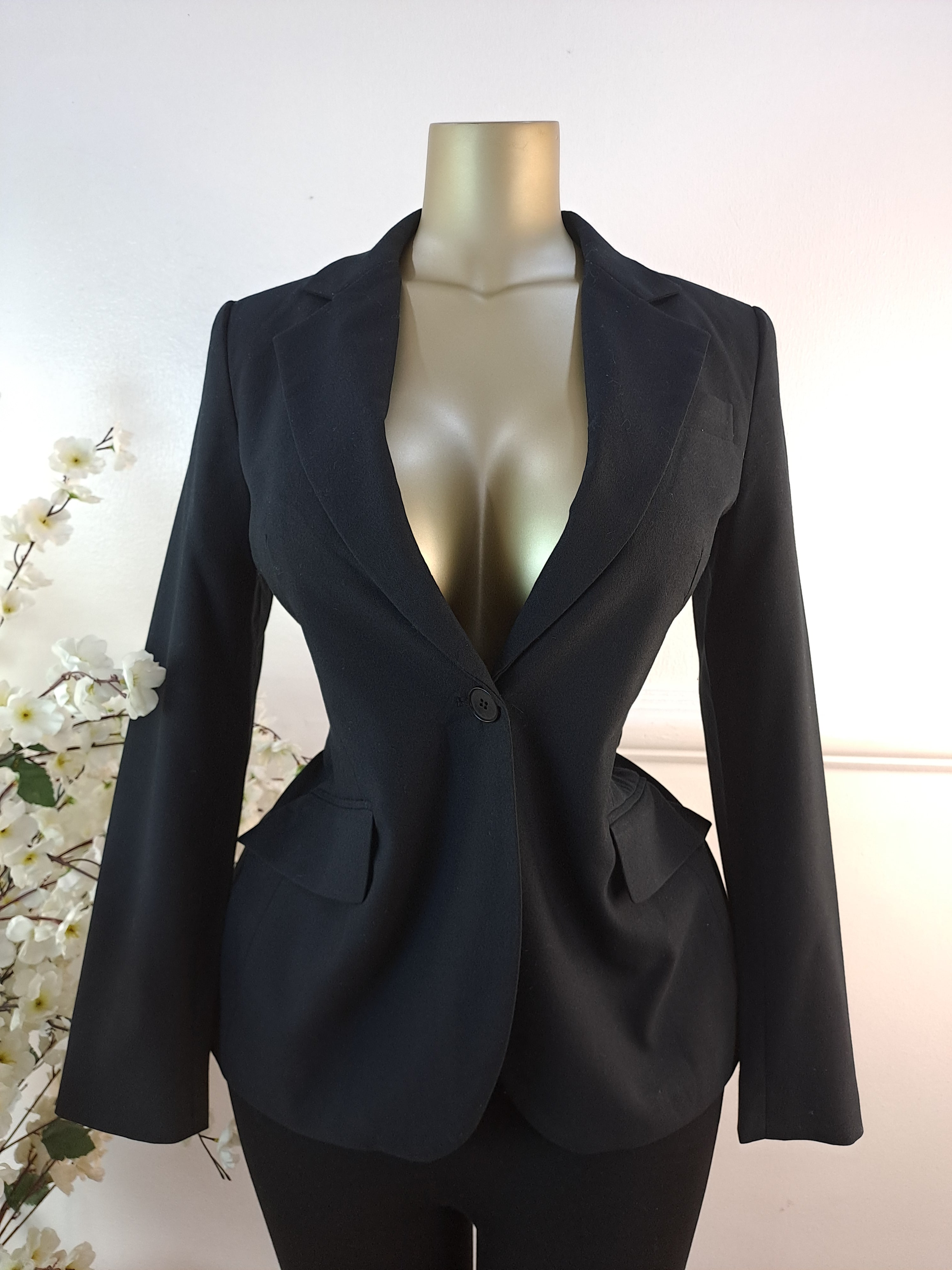 ZARA BASIC UK SIZE 8 [LENGTH 28 INCHES]