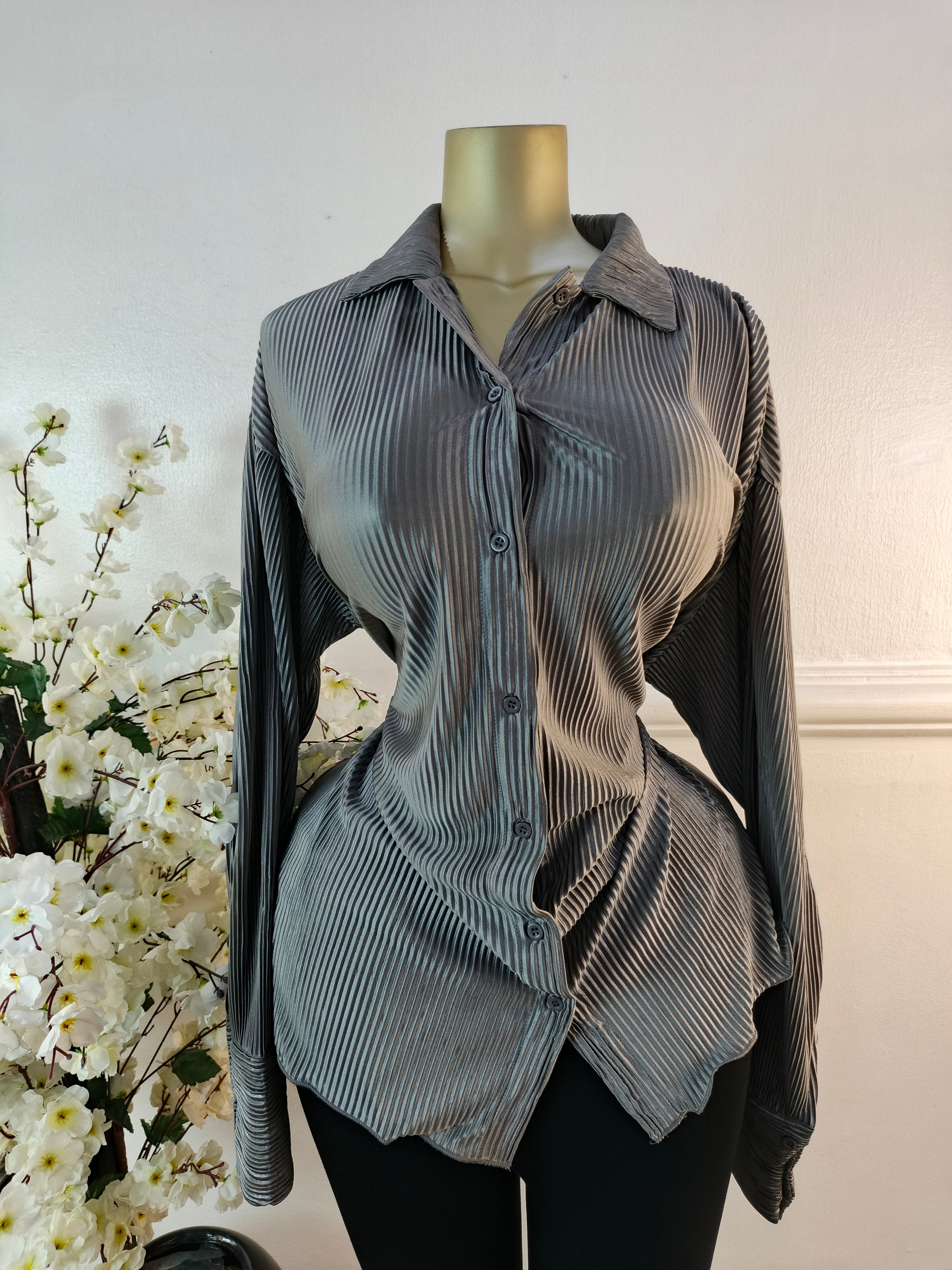 PRETTYLITTLETHING UK SIZE 10