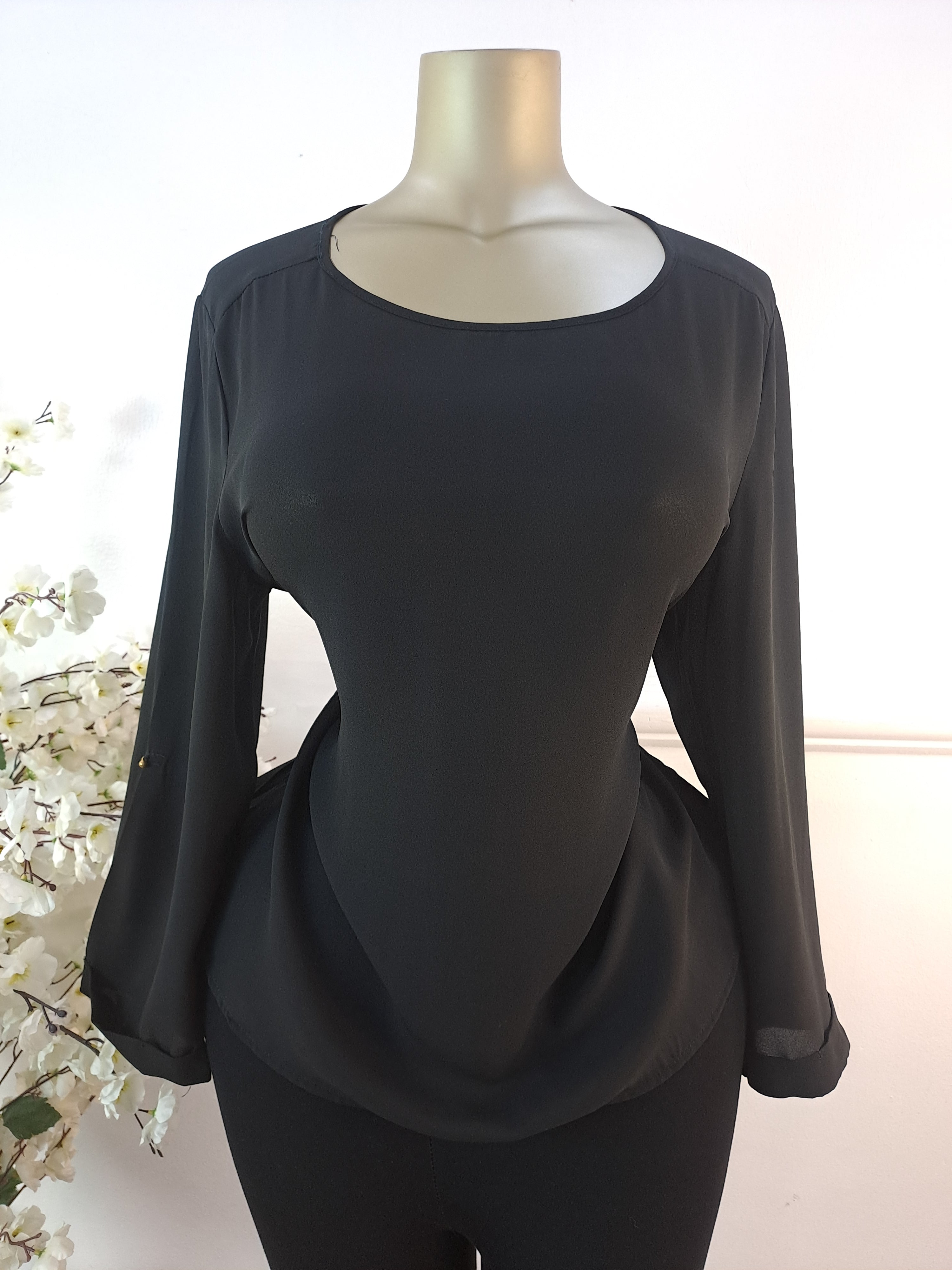 ATMOSPHERE UK SIZE 18